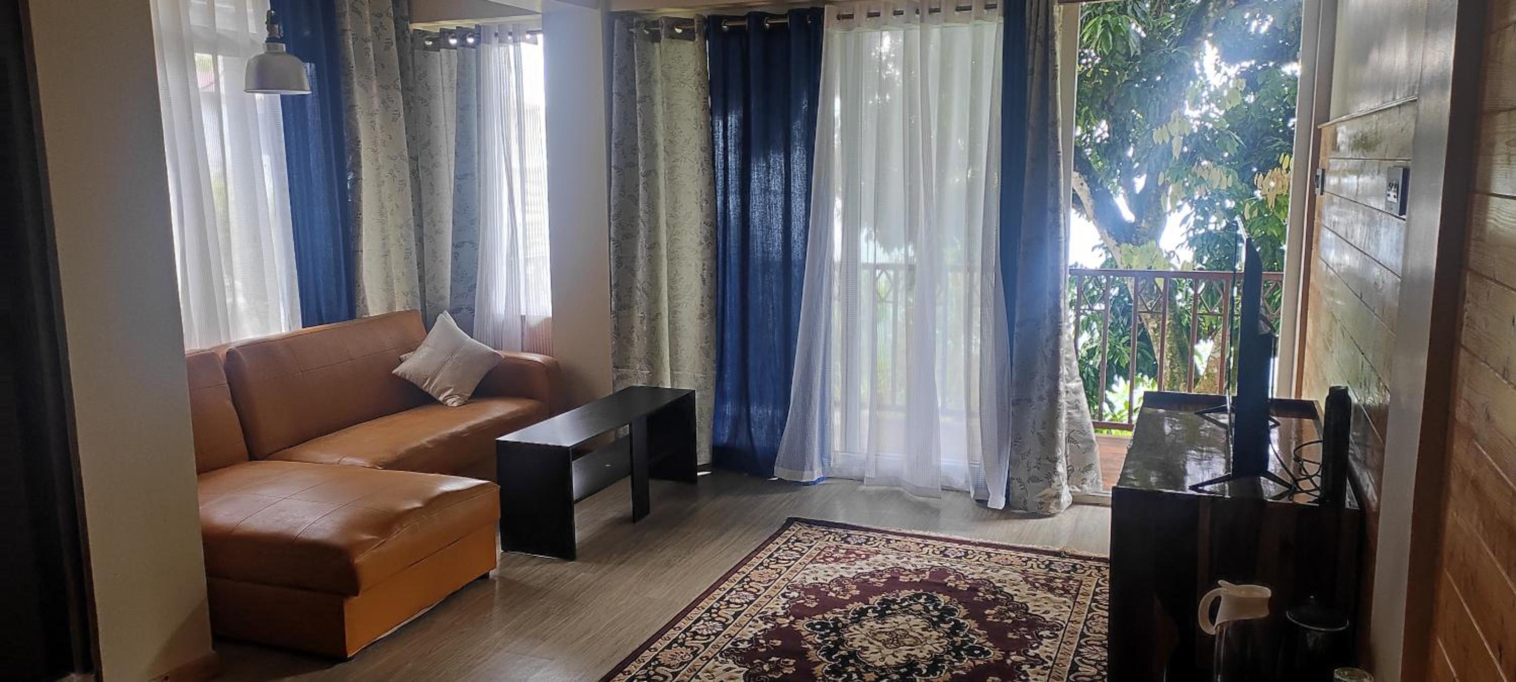 Double Room with Balcony - Photo 5
