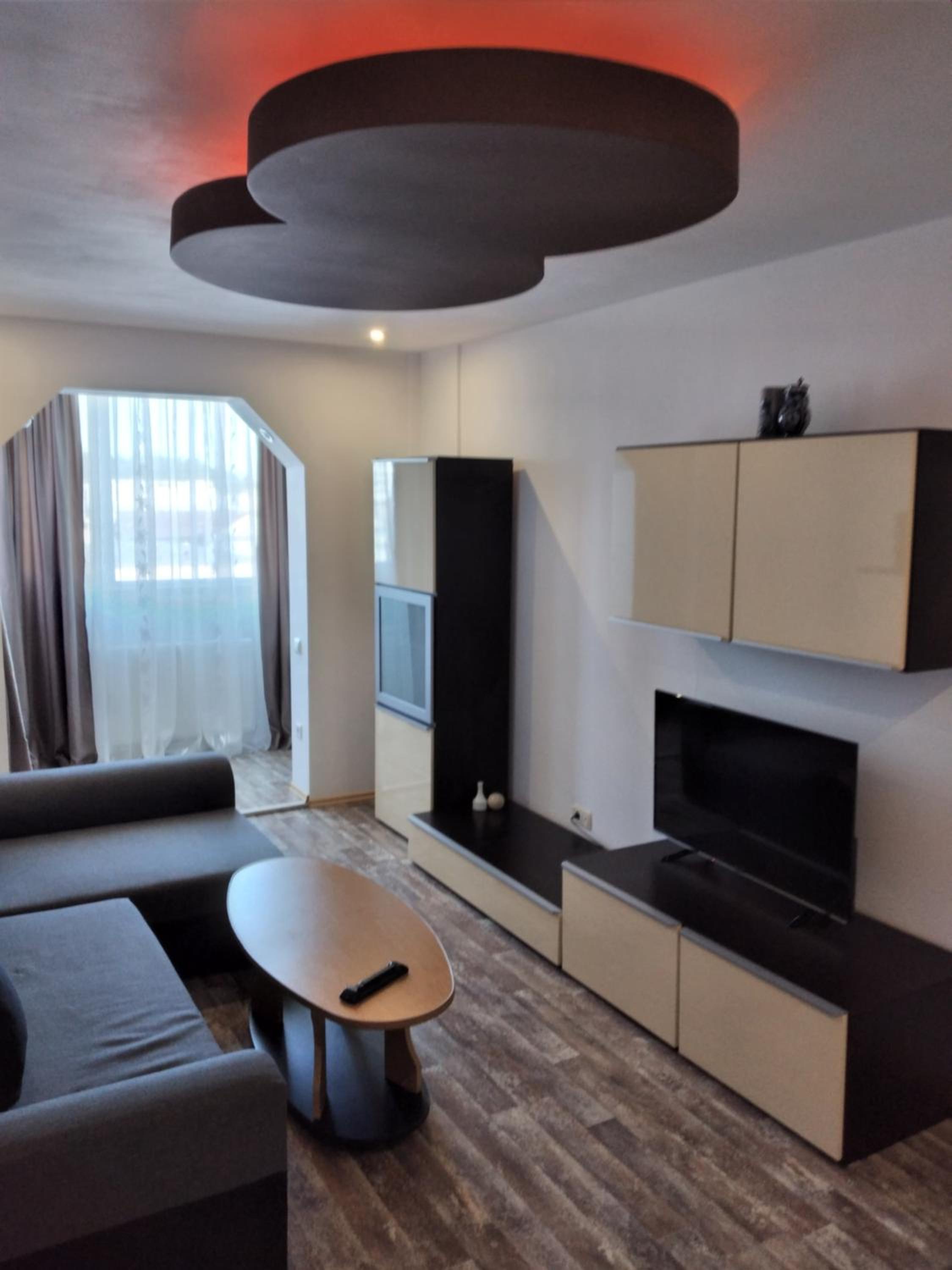 One-Bedroom Apartment - Photo 14