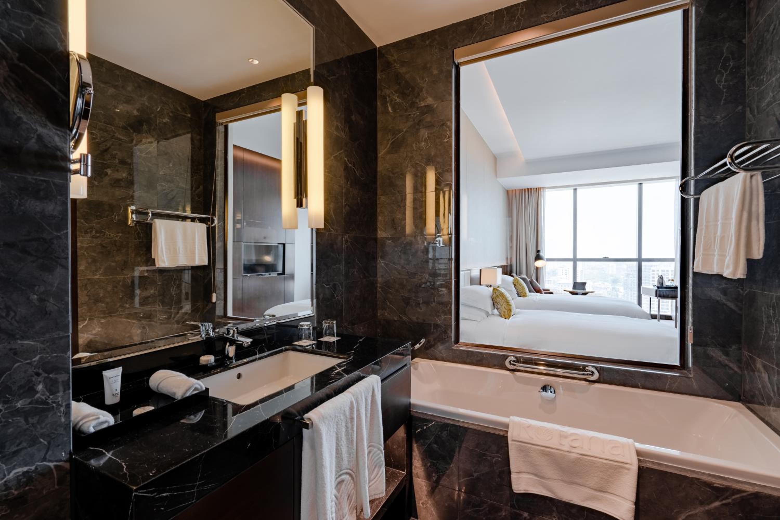 Meerblick Kingsize-Bett