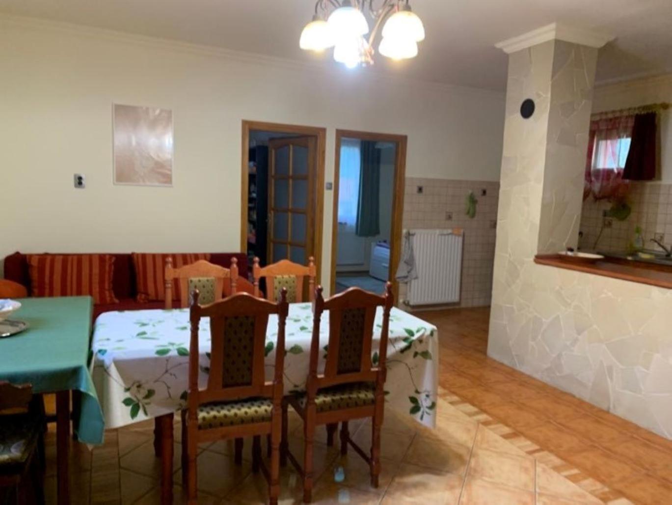 Three-Bedroom House - Photo 8