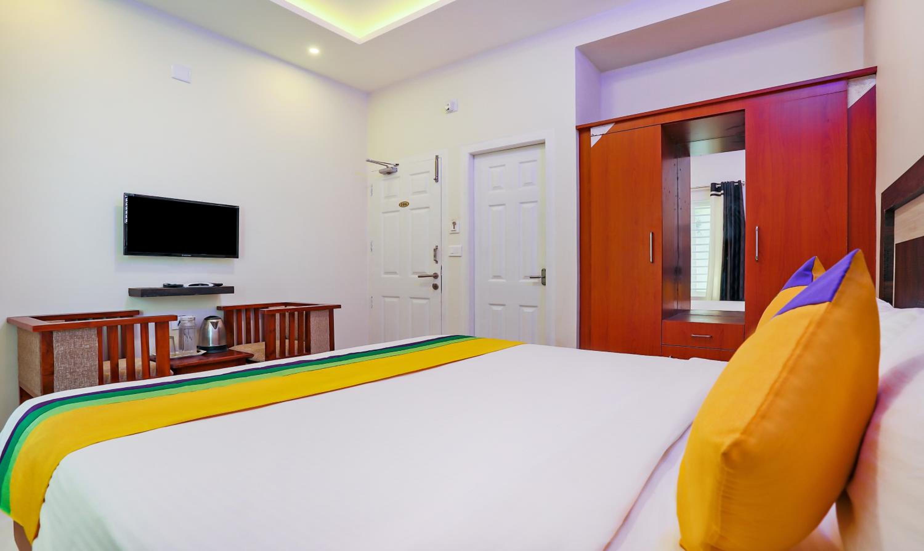 Standard Double Room photo 2
