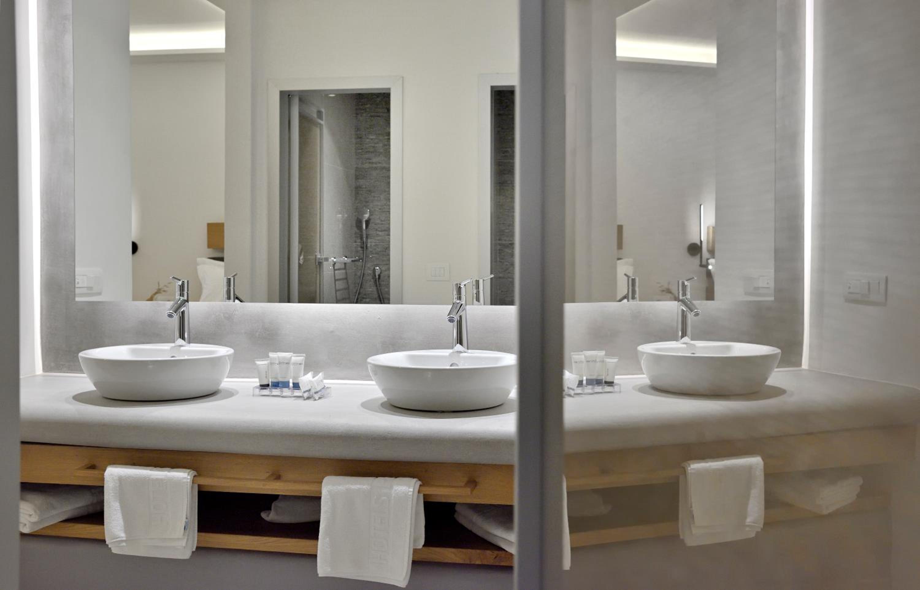 Superior Triple Room - Photo 13