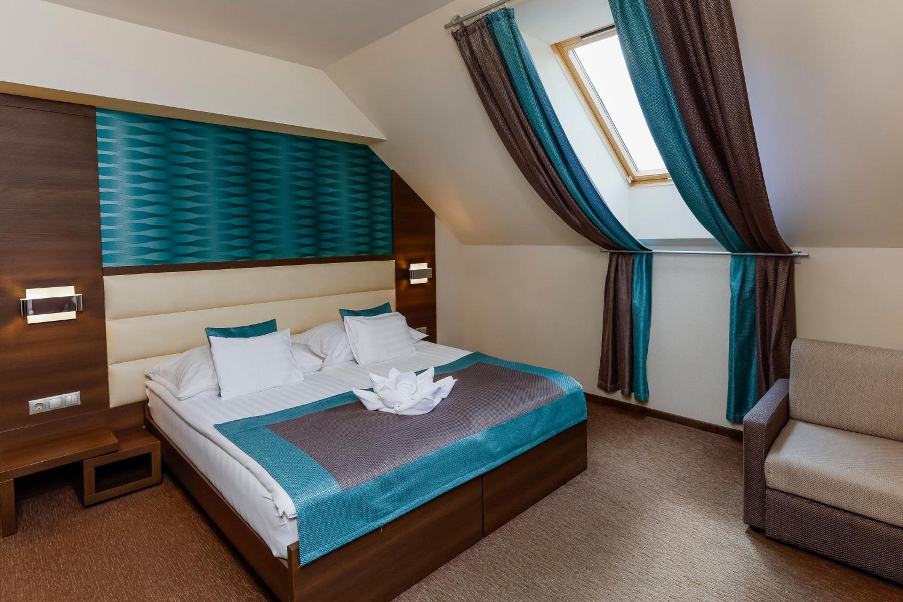 Premier Double Room - Attic