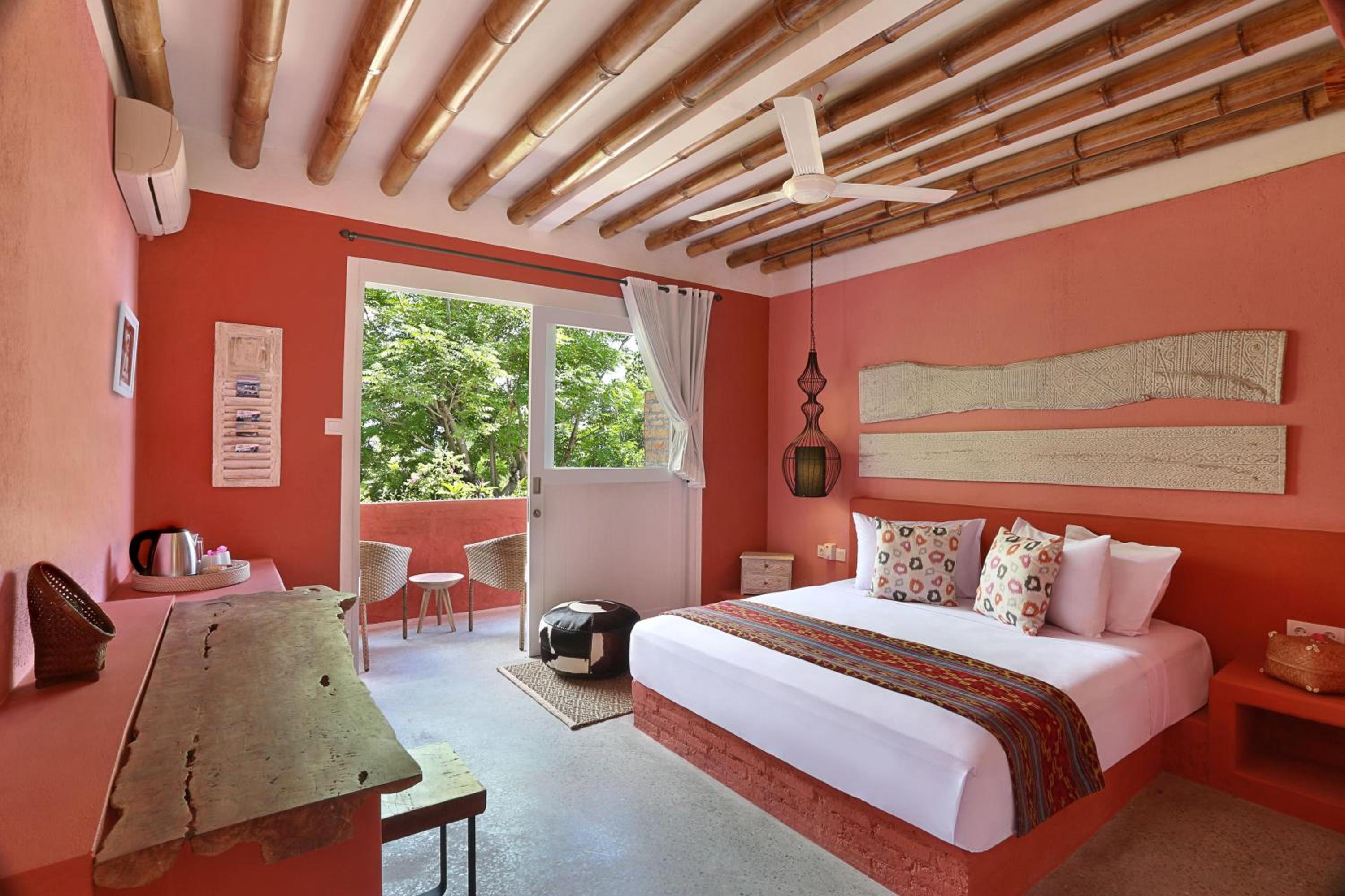Cocoon Room with Free Bike