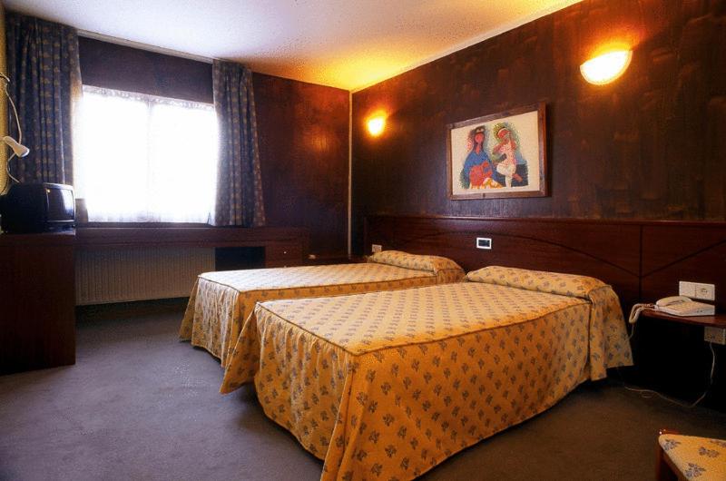 Habitación Doble o con Dos Camas