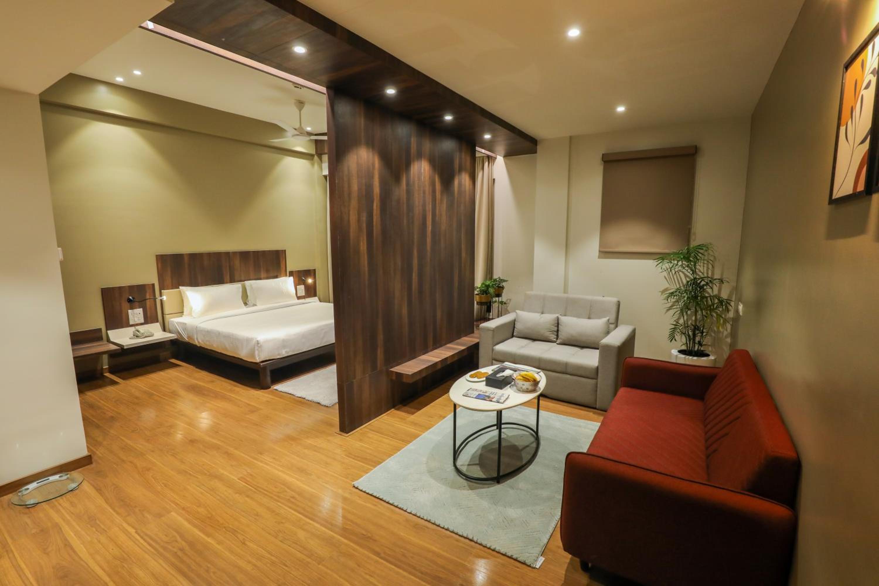 Superior King Room