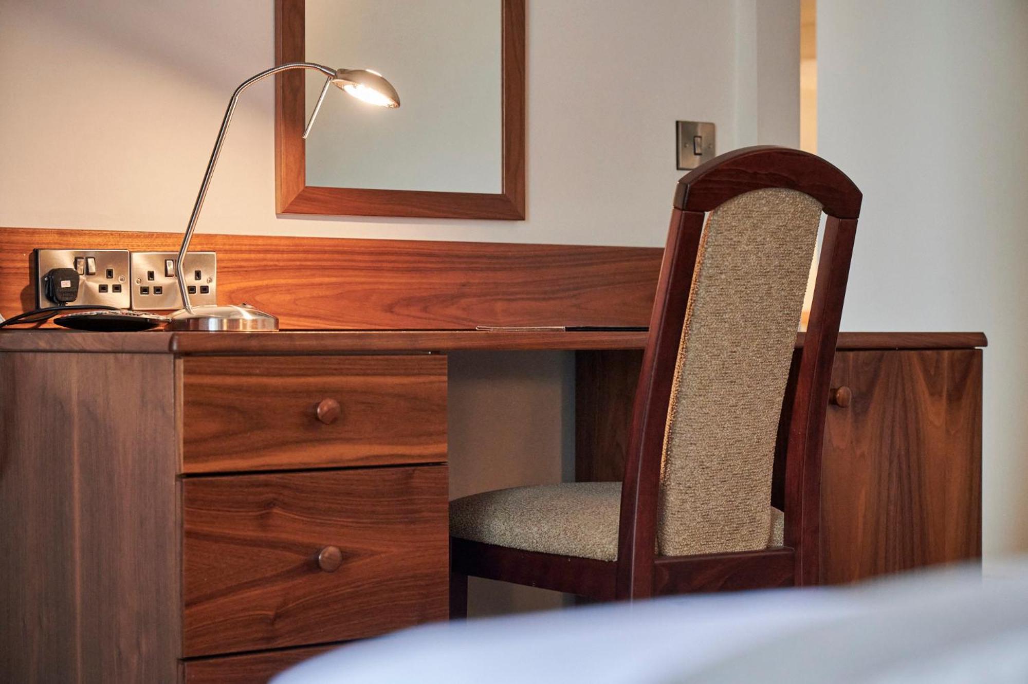Superior King Suite photo 2