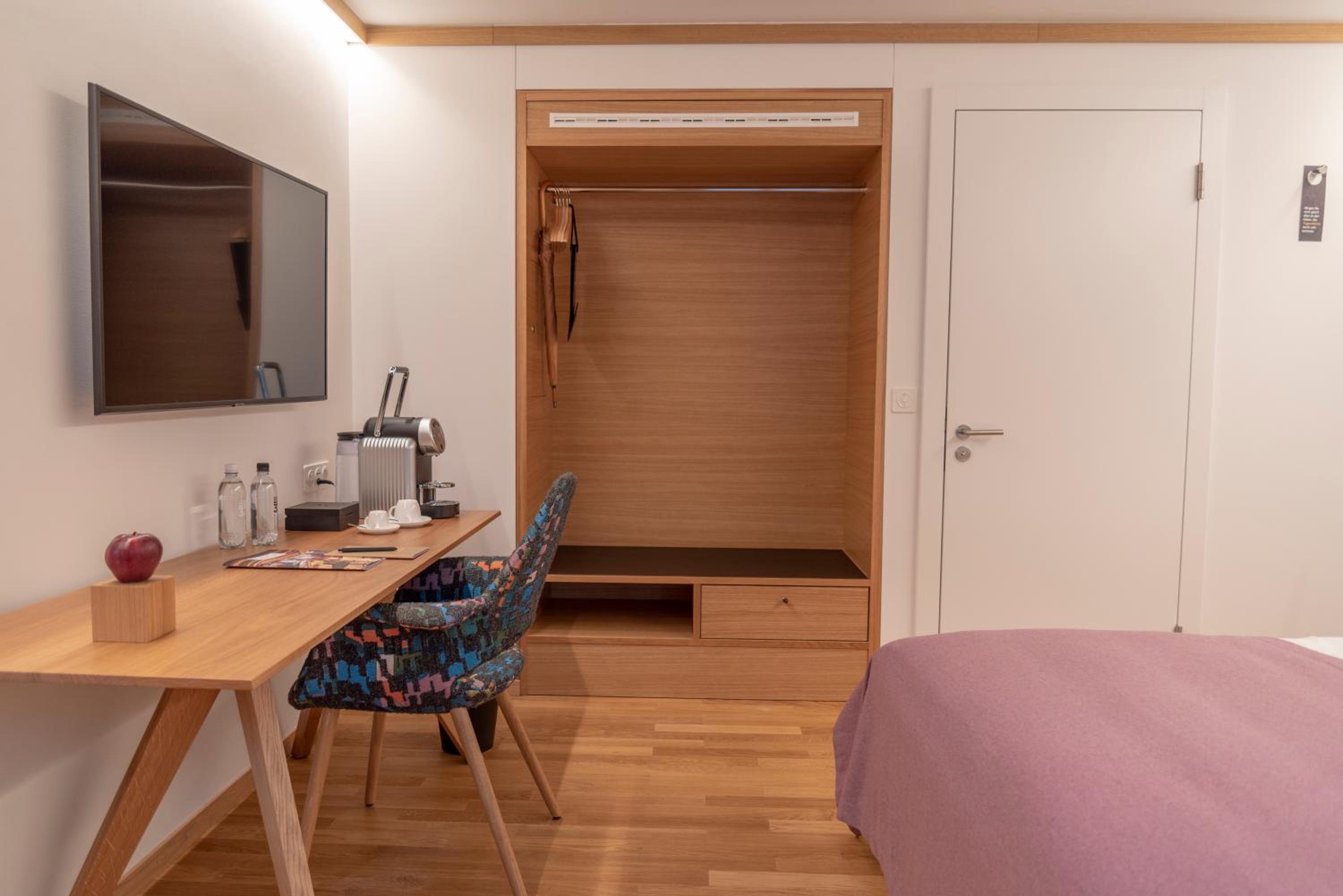 Double or Twin Room - Photo 6