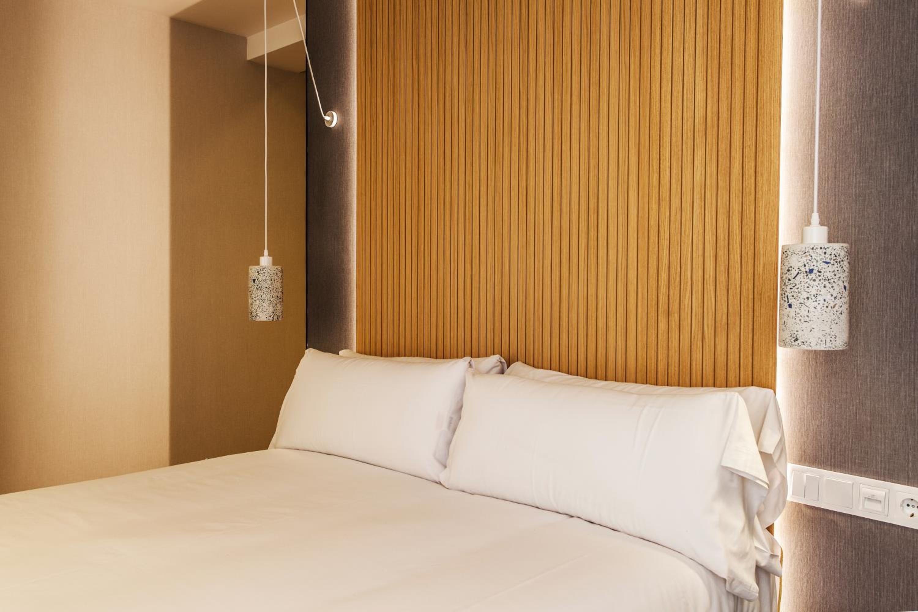 Double Room with Extra Bed - Photo 5