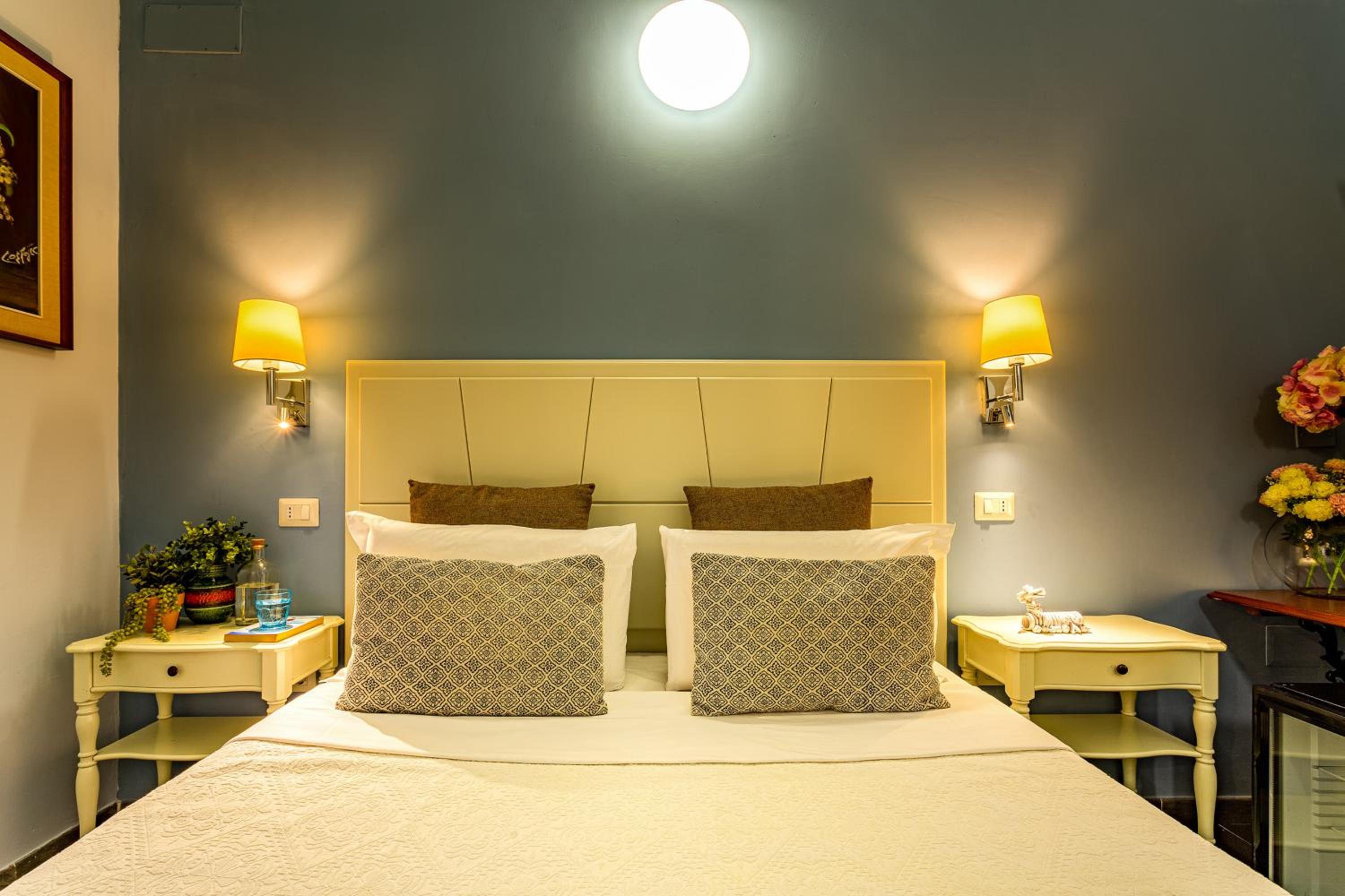 Double Room with Private Bathroom photo 2