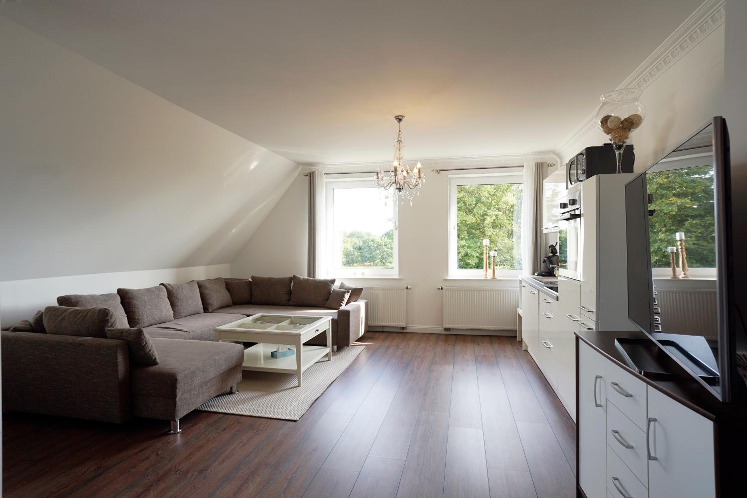 Two-Bedroom Apartment with Terrace photo 1