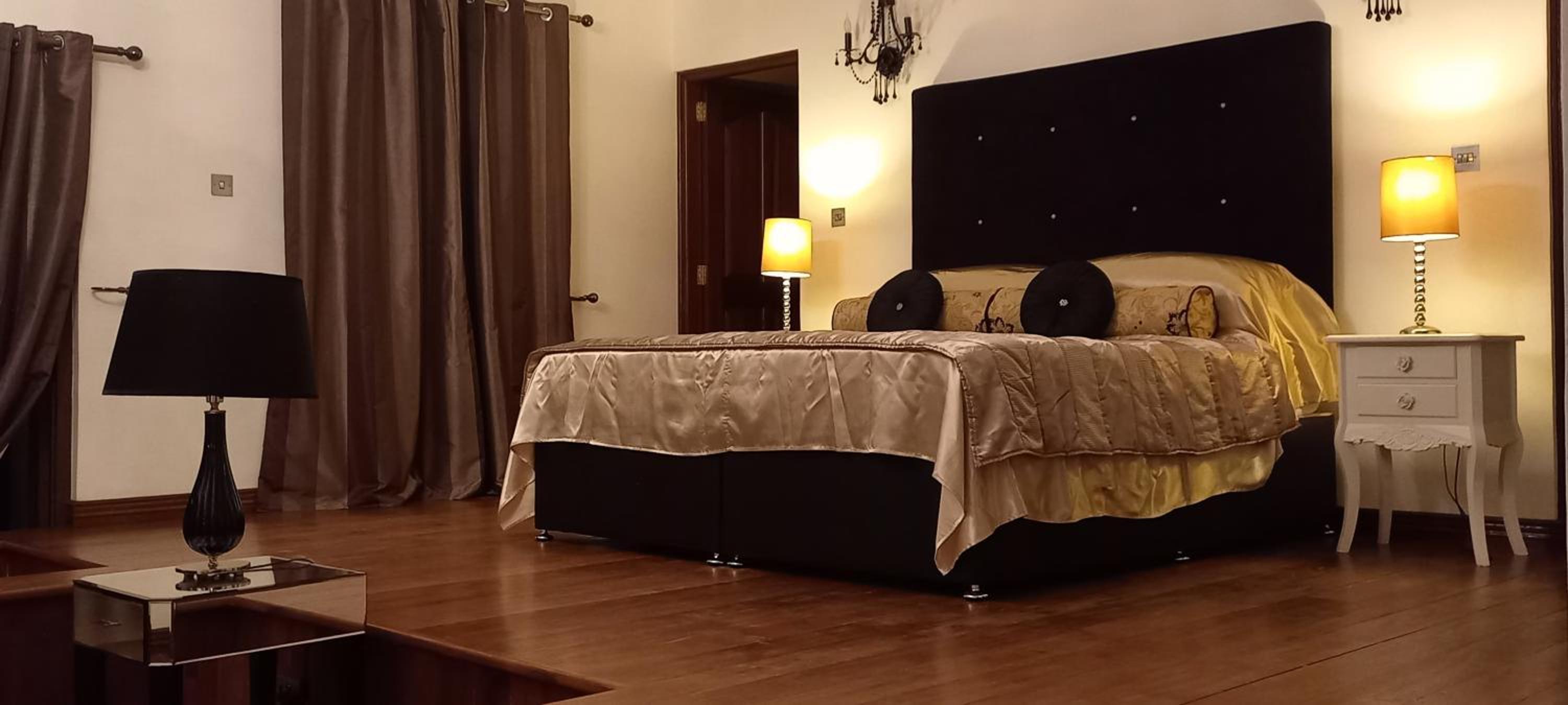 Executive Suite photo 3