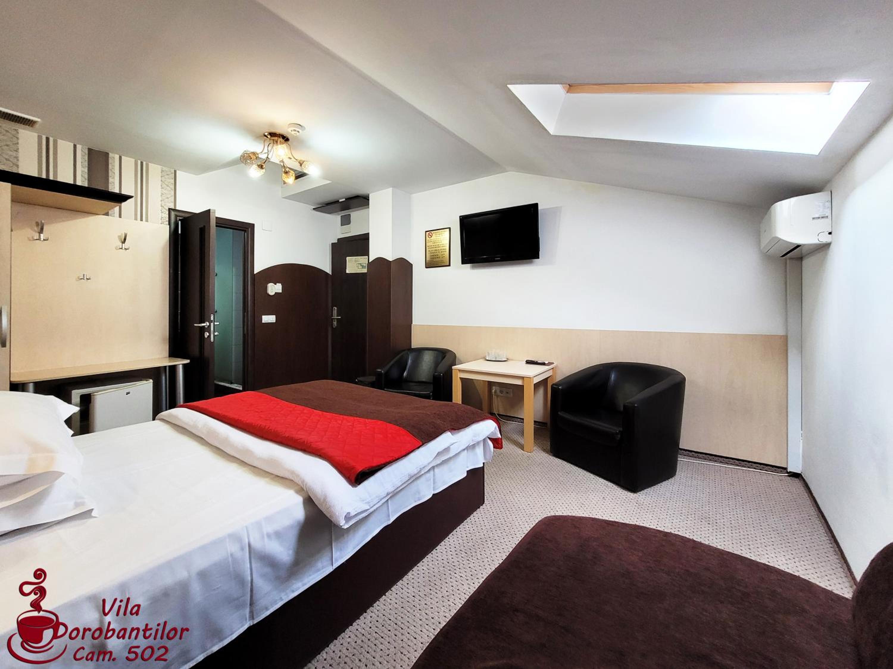 Double Room with Extra Bed - Photo 2