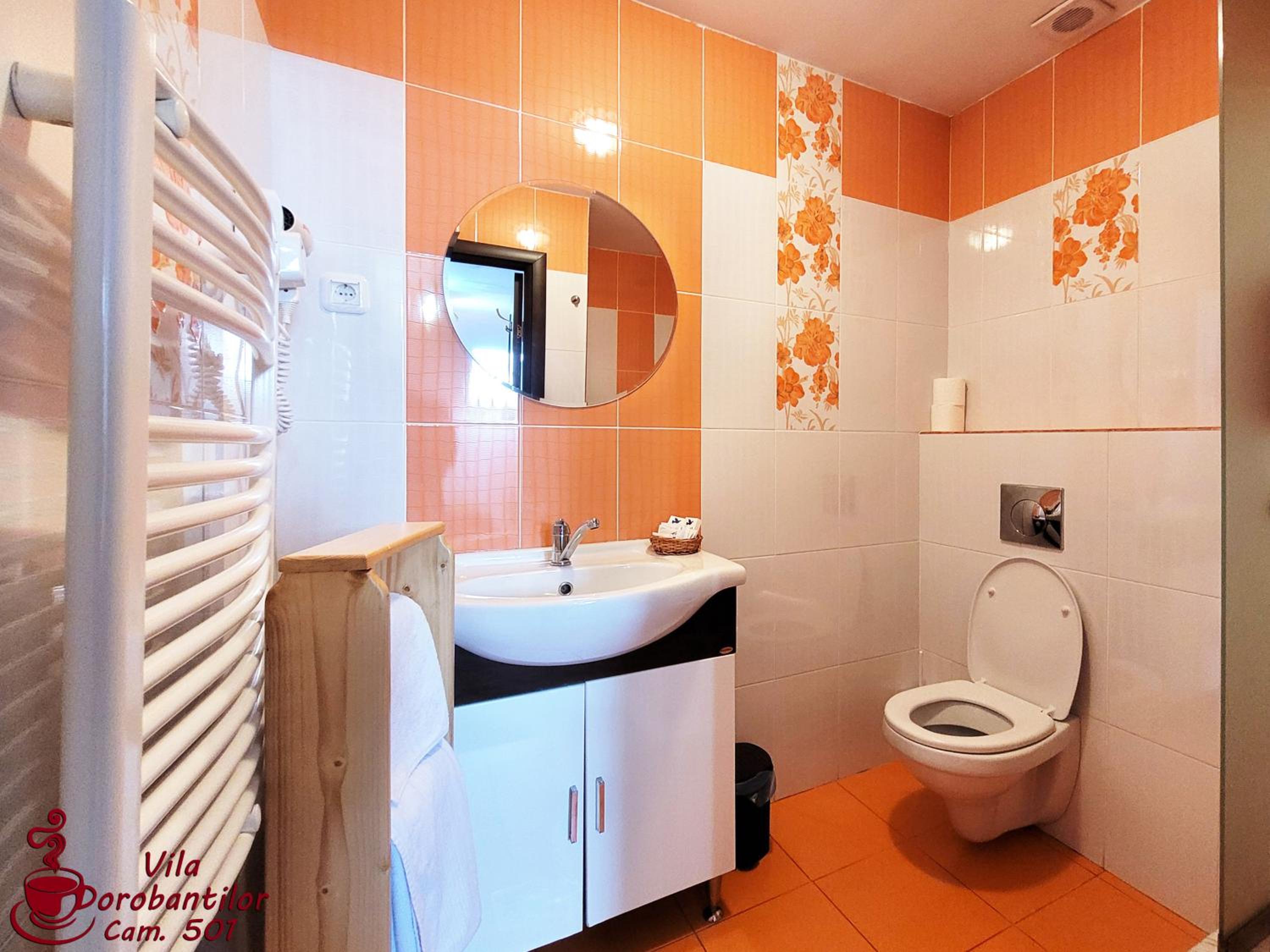 Double Room with Extra Bed - Photo 9