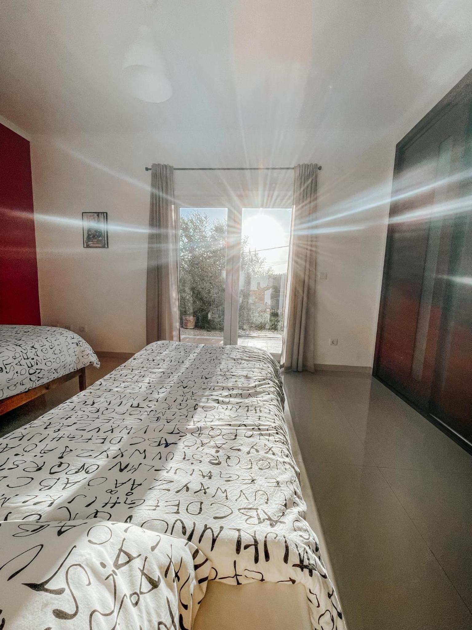 Standard Twin Room With Shared Bathroom