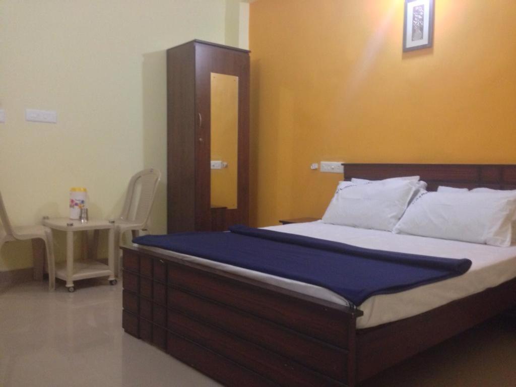 Double or Twin Room photo 2