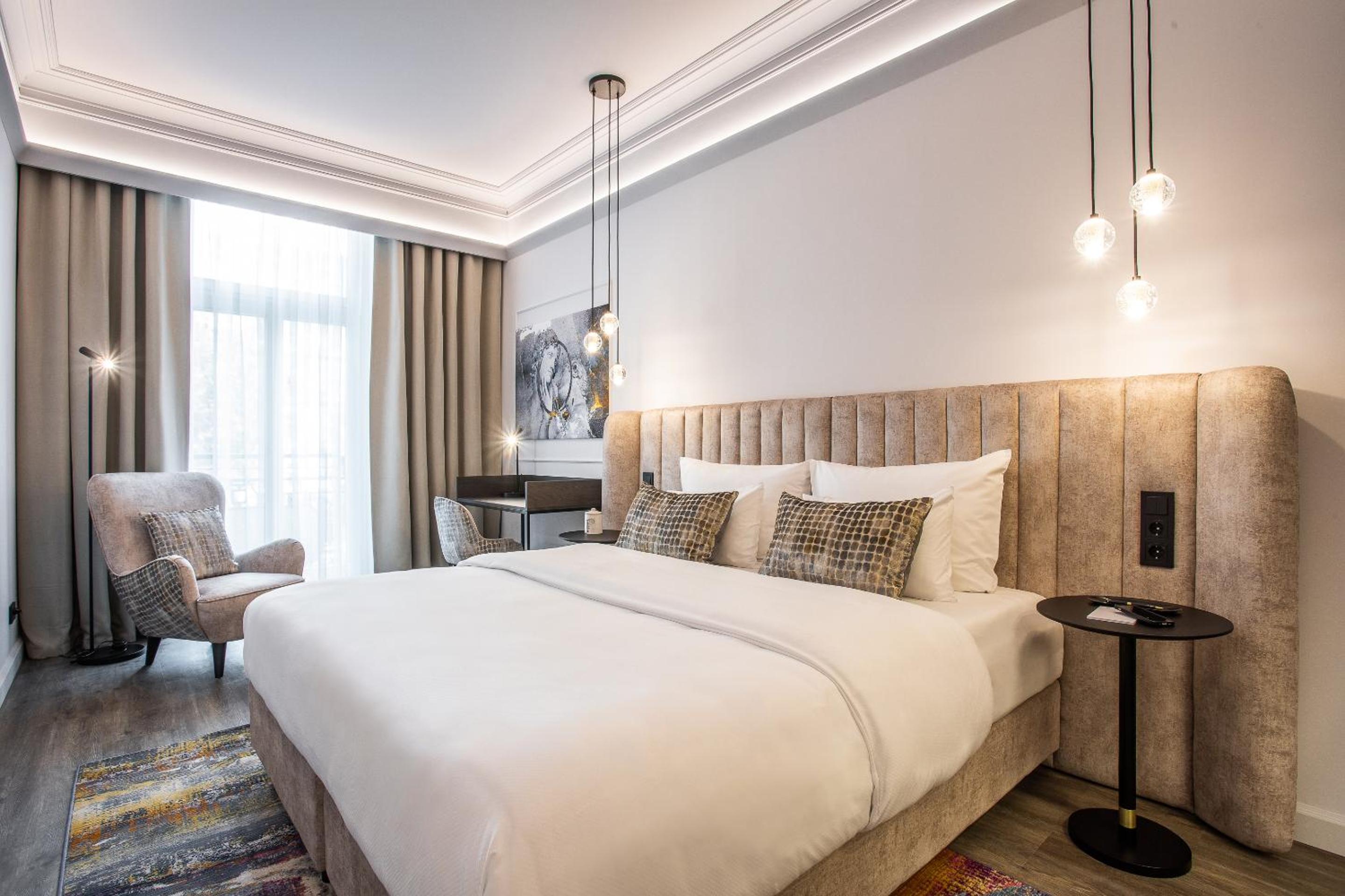 Classic Double Room