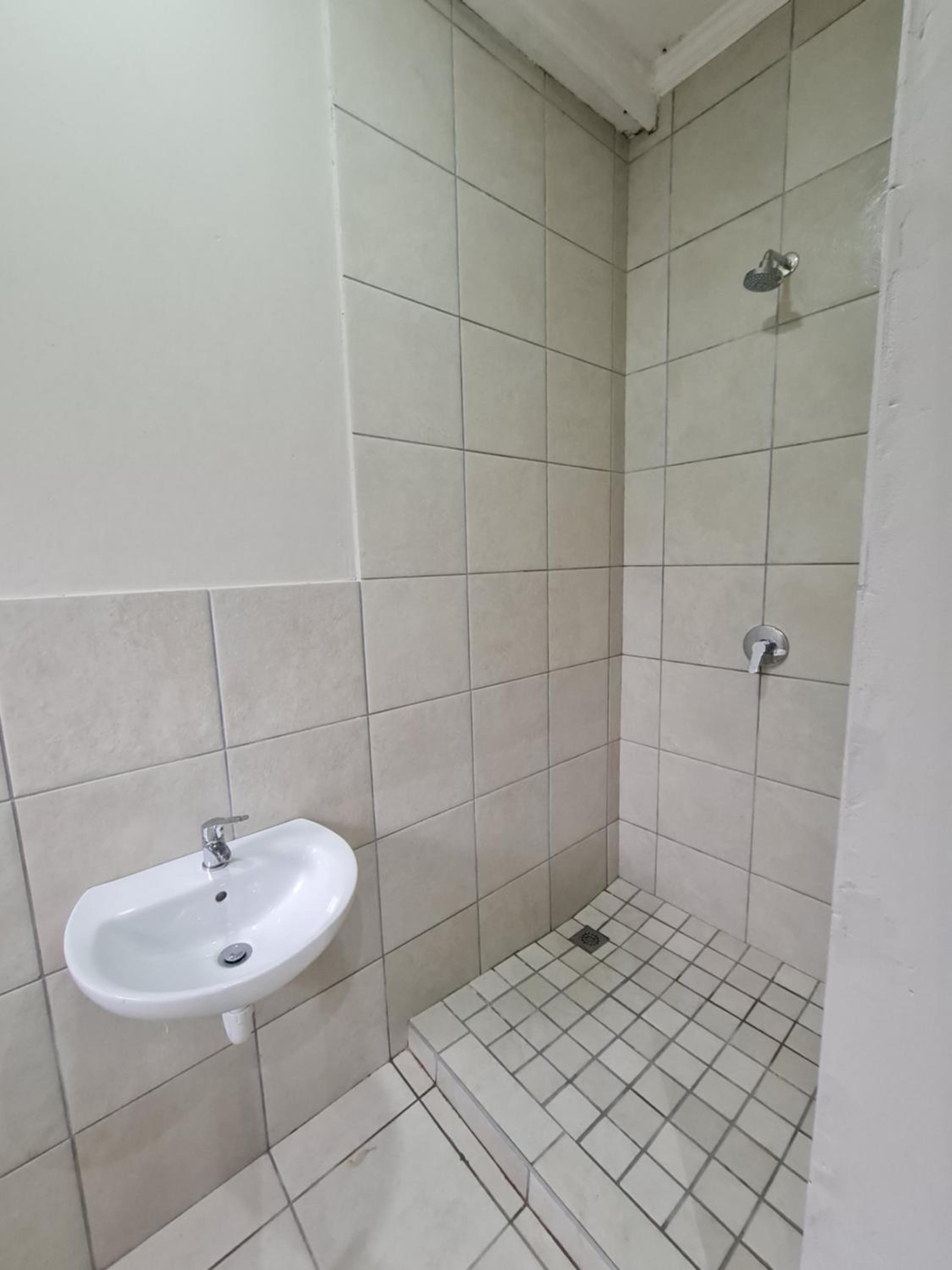 Deluxe Double or Twin Room photo 2