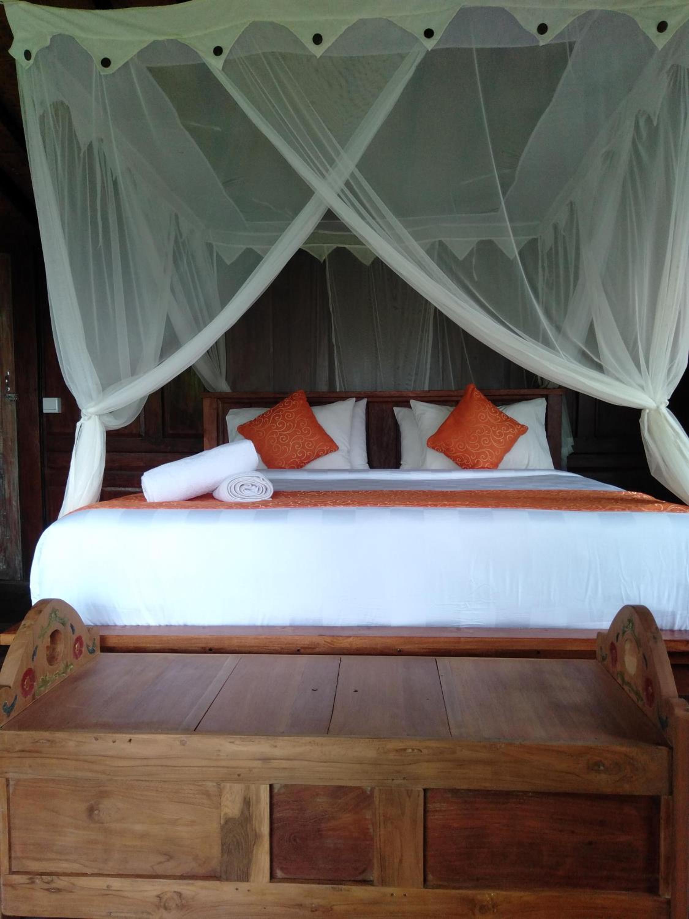 King Room with Balcony - Photo 1