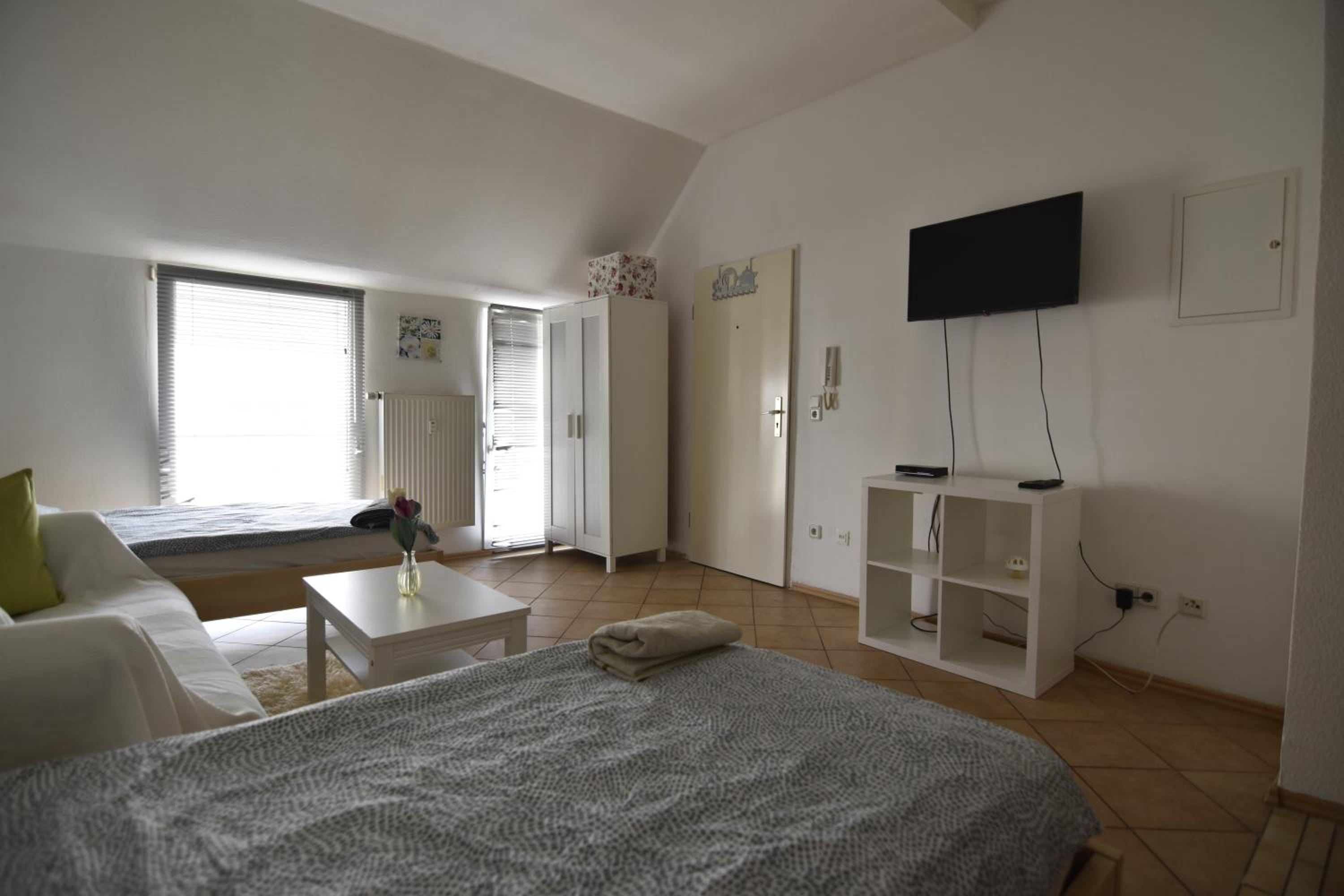 Apartment photo 2