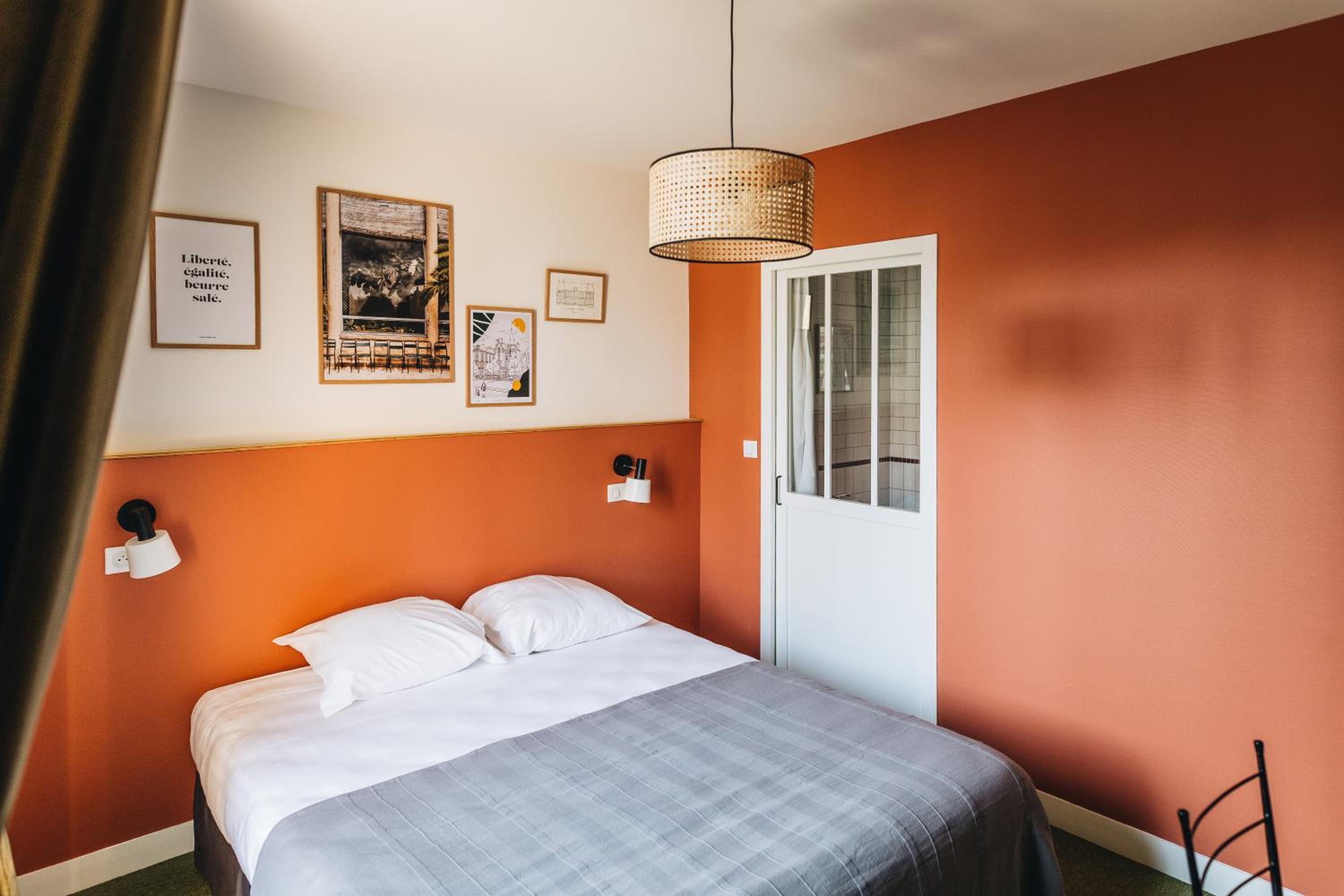 Double Room with Garden View - Photo 2