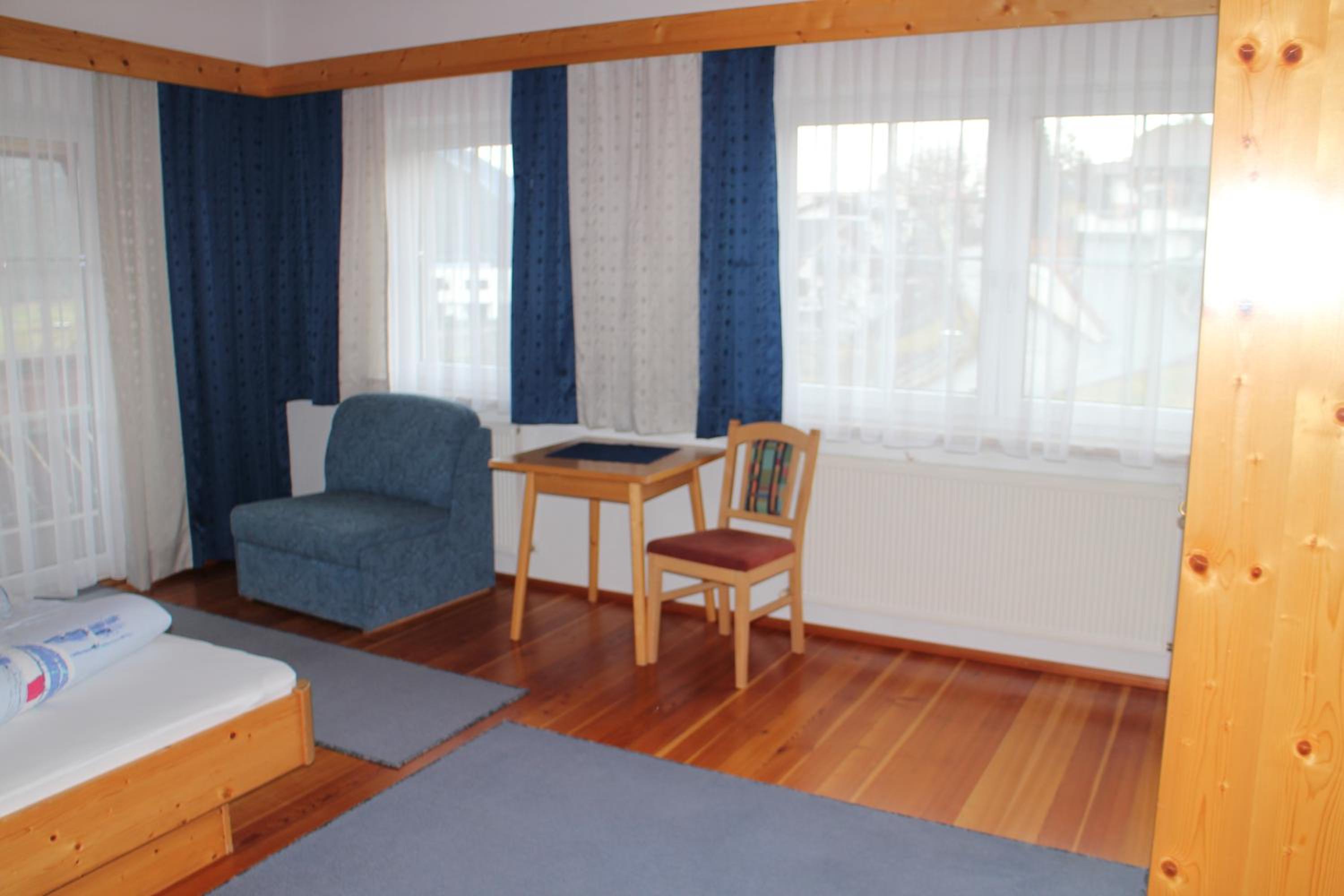 Three-Bedroom Apartment photo 3