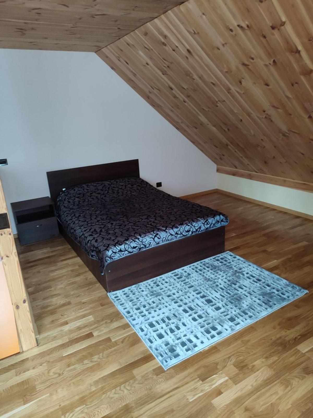 Two-Bedroom Apartment - Photo 5