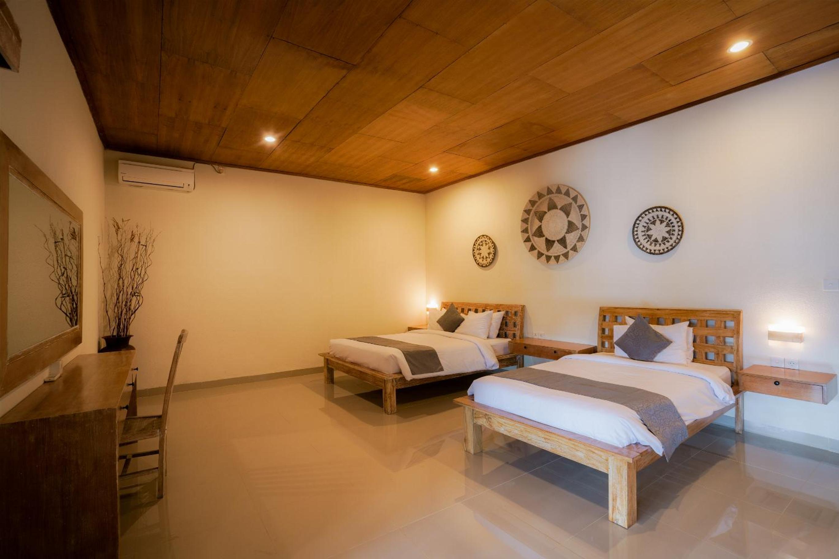 Three-Bedroom Villa - Photo 1