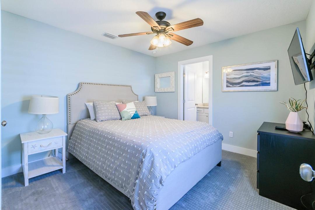 Four-Bedroom Holiday Home photo 2