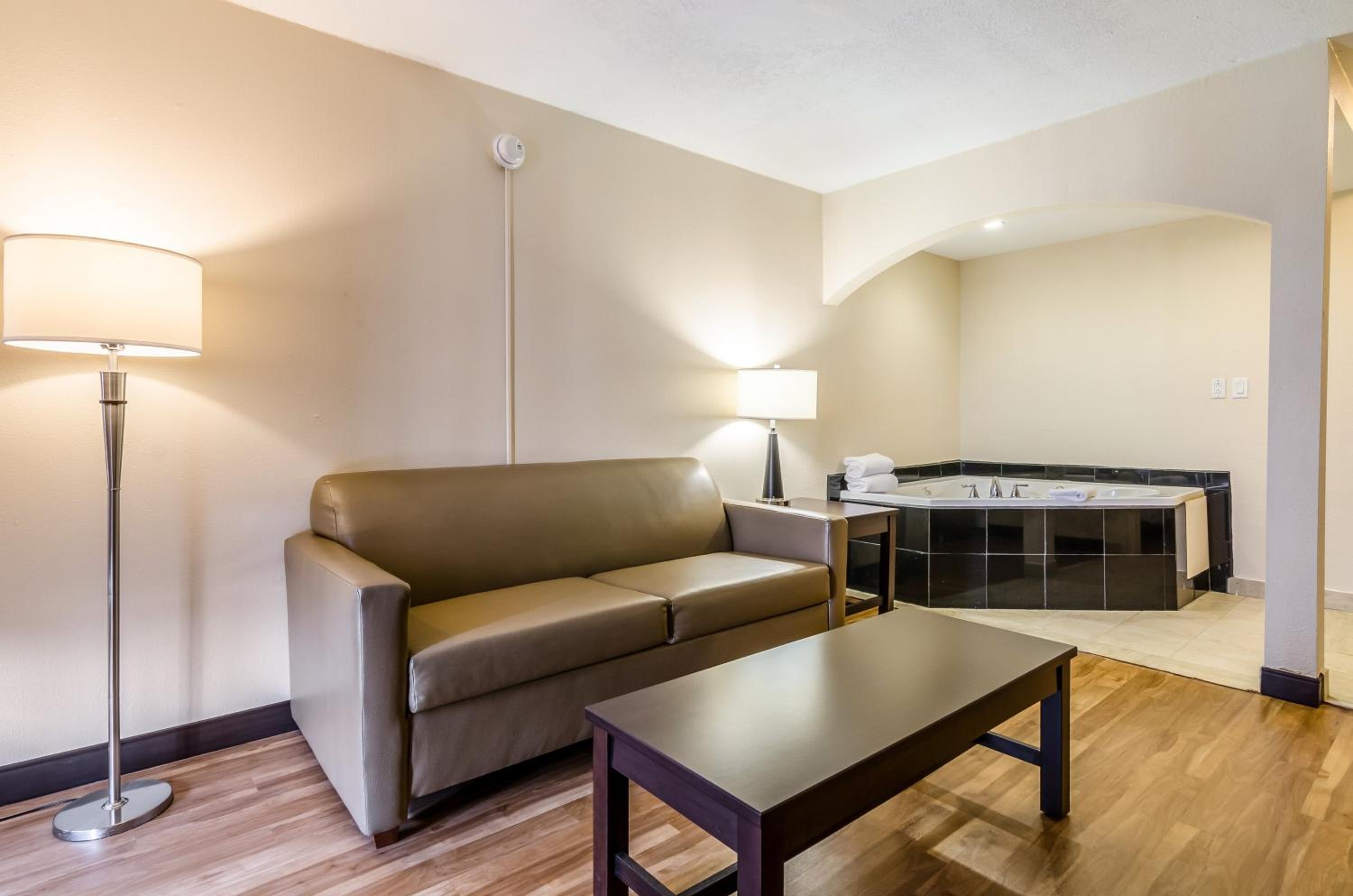 Two Room Suite With One King Bed Spa Bath Smoke Free