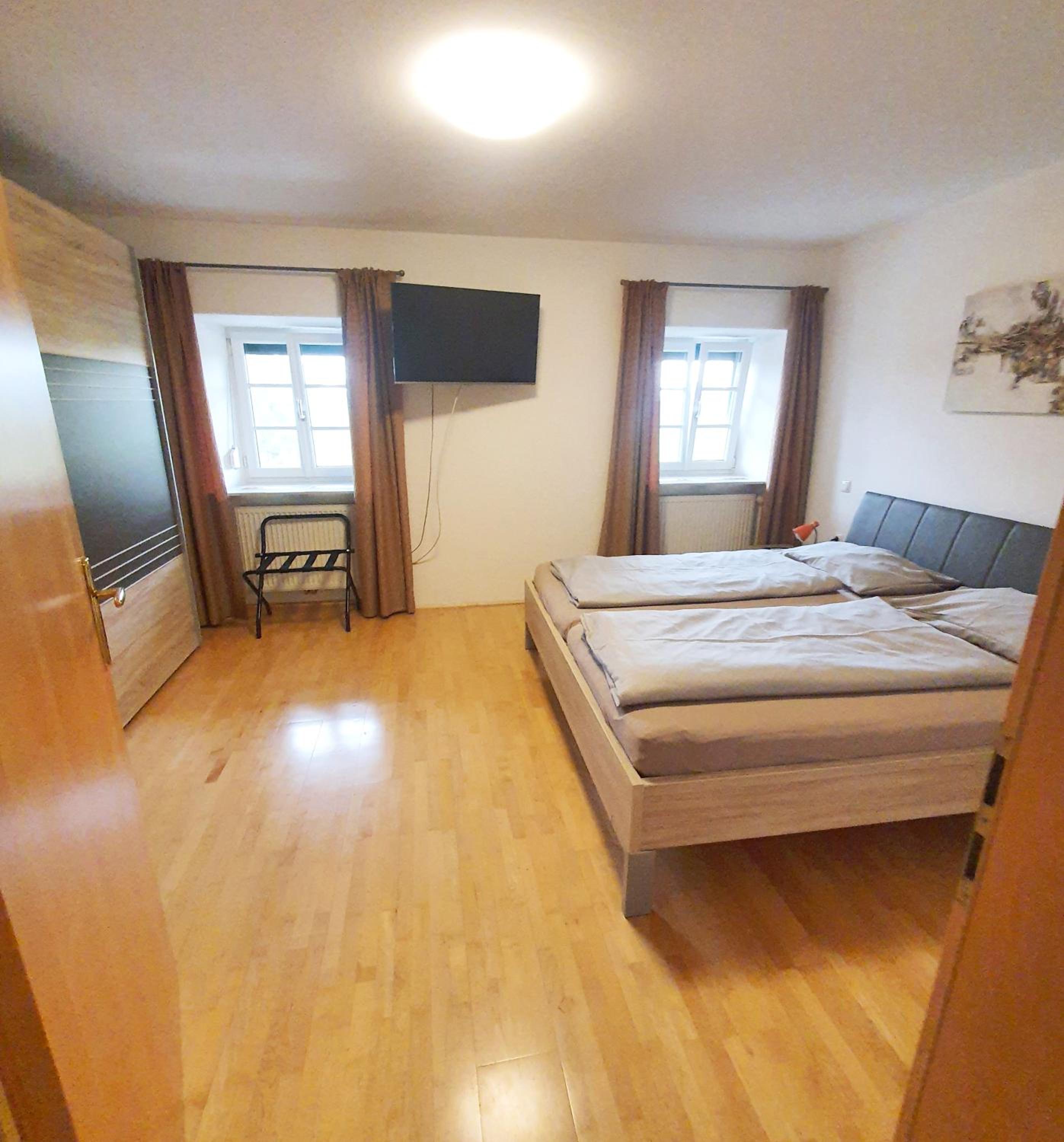 Two-Bedroom Apartment (2-5 Adults) photo 1