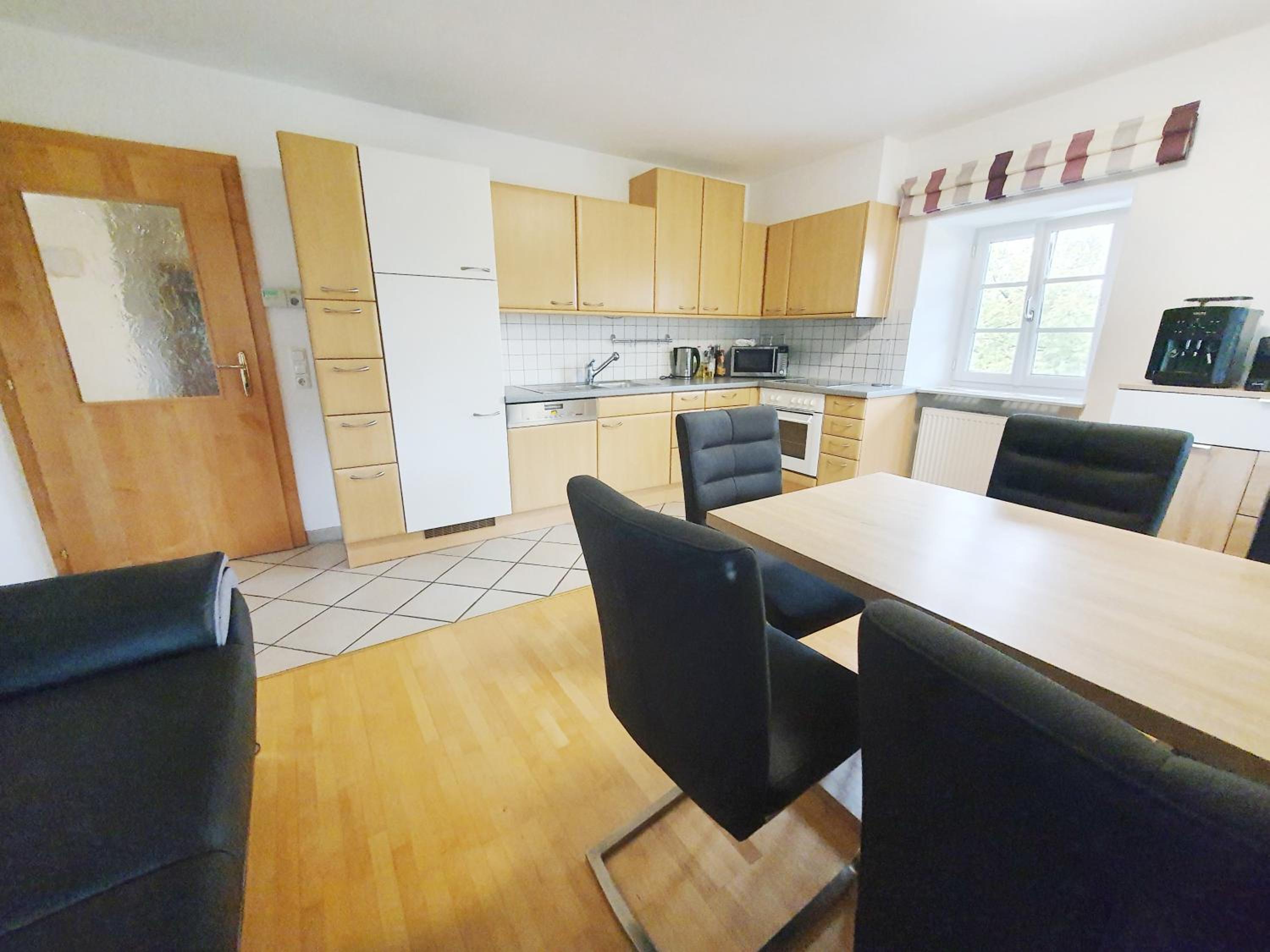 Two-Bedroom Apartment (2-5 Adults) photo 3