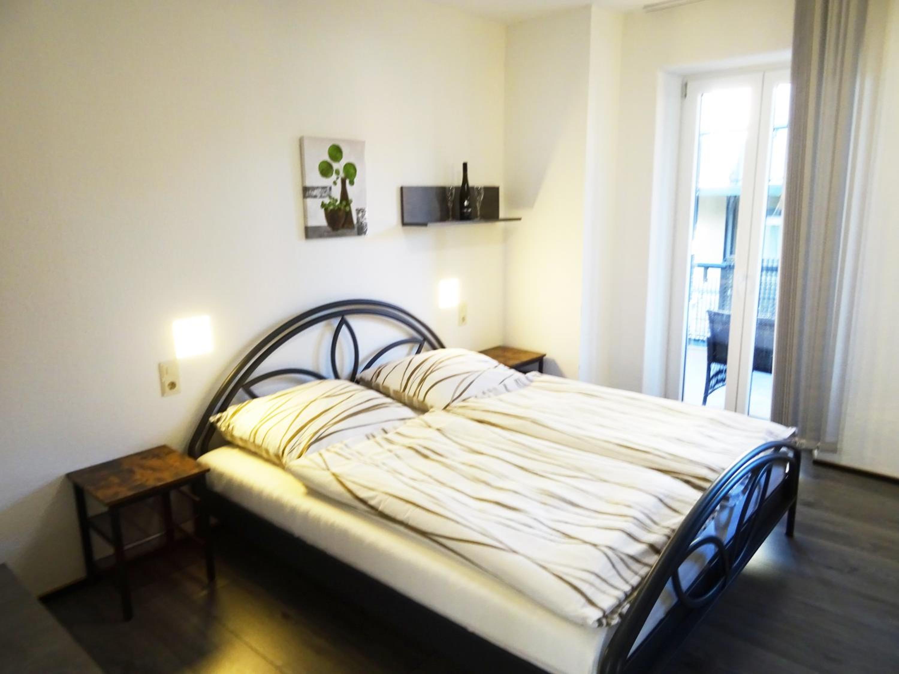 Deluxe Double Room with Balcony - Photo 1