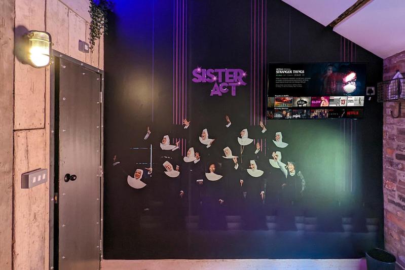 Sister Act - Double Room - Photo 2