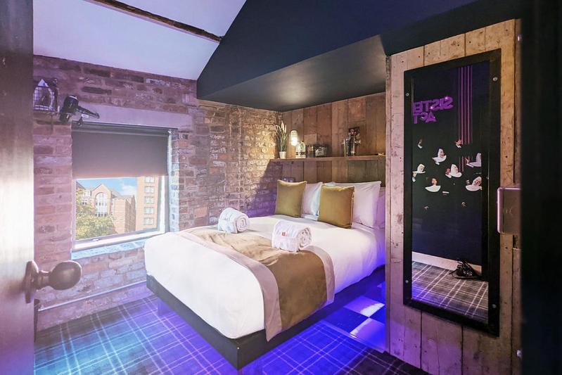 Sister Act - Double Room - Photo 1
