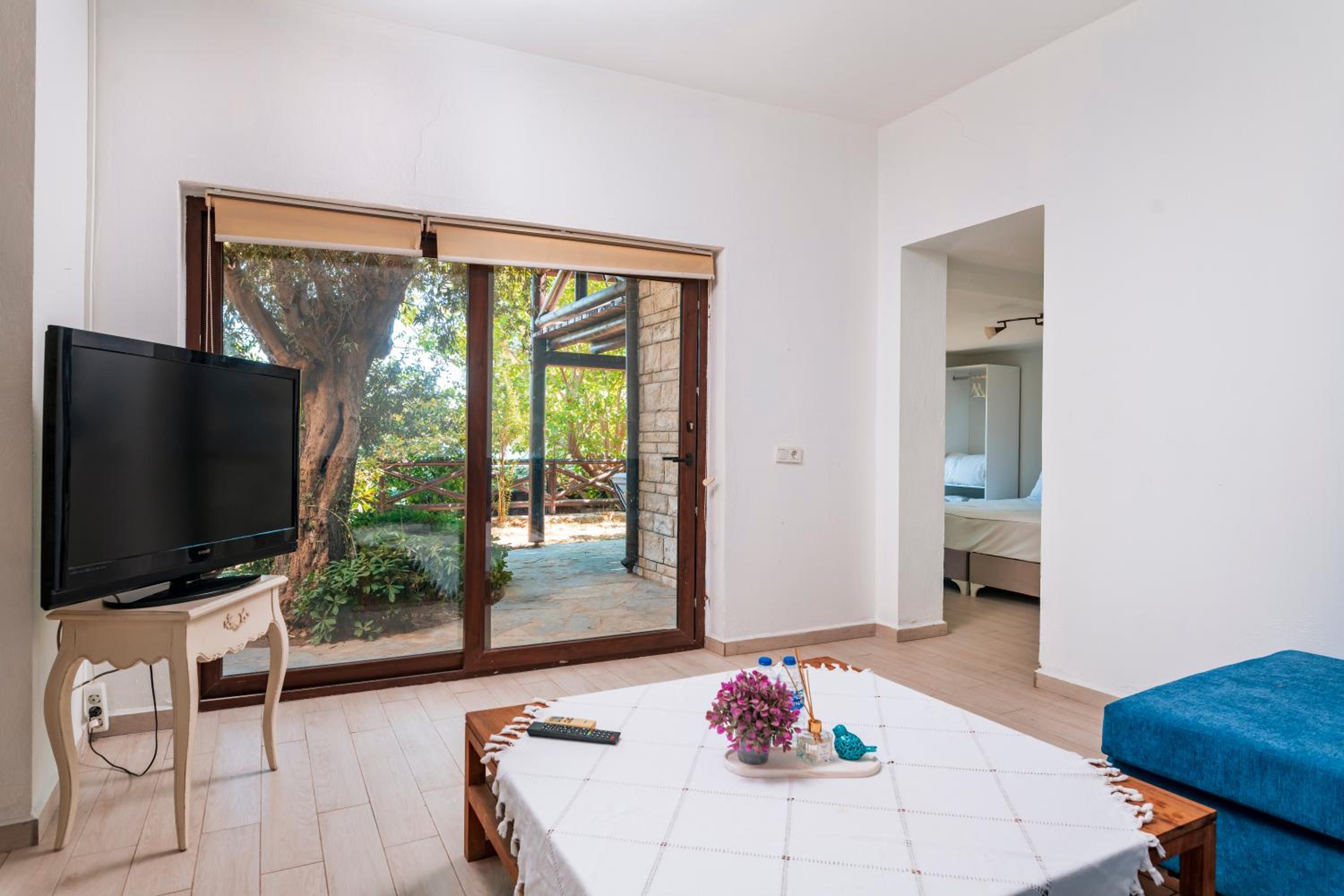 Suite with Sea View photo 1