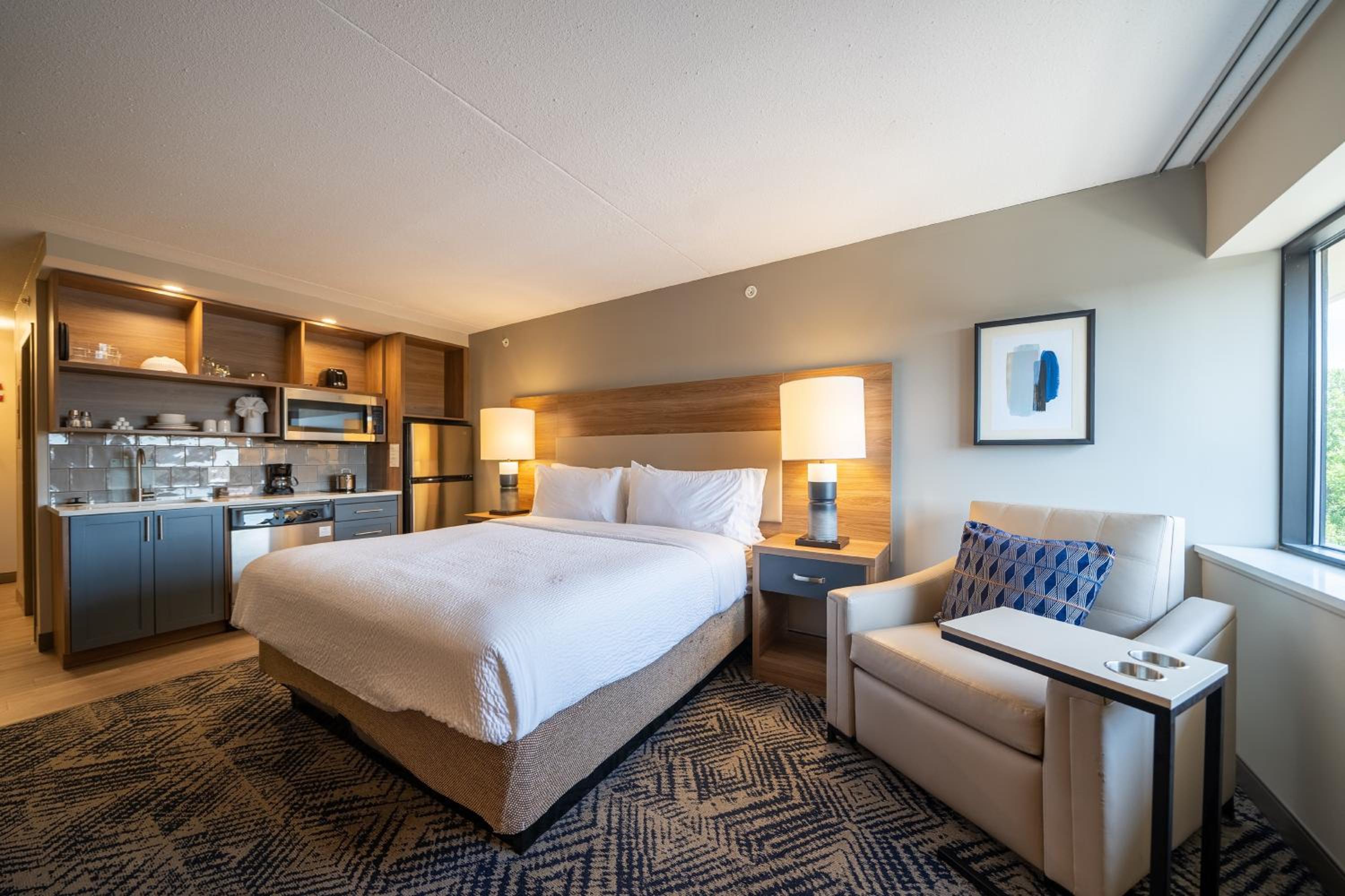 Superior Suite - Photo 1