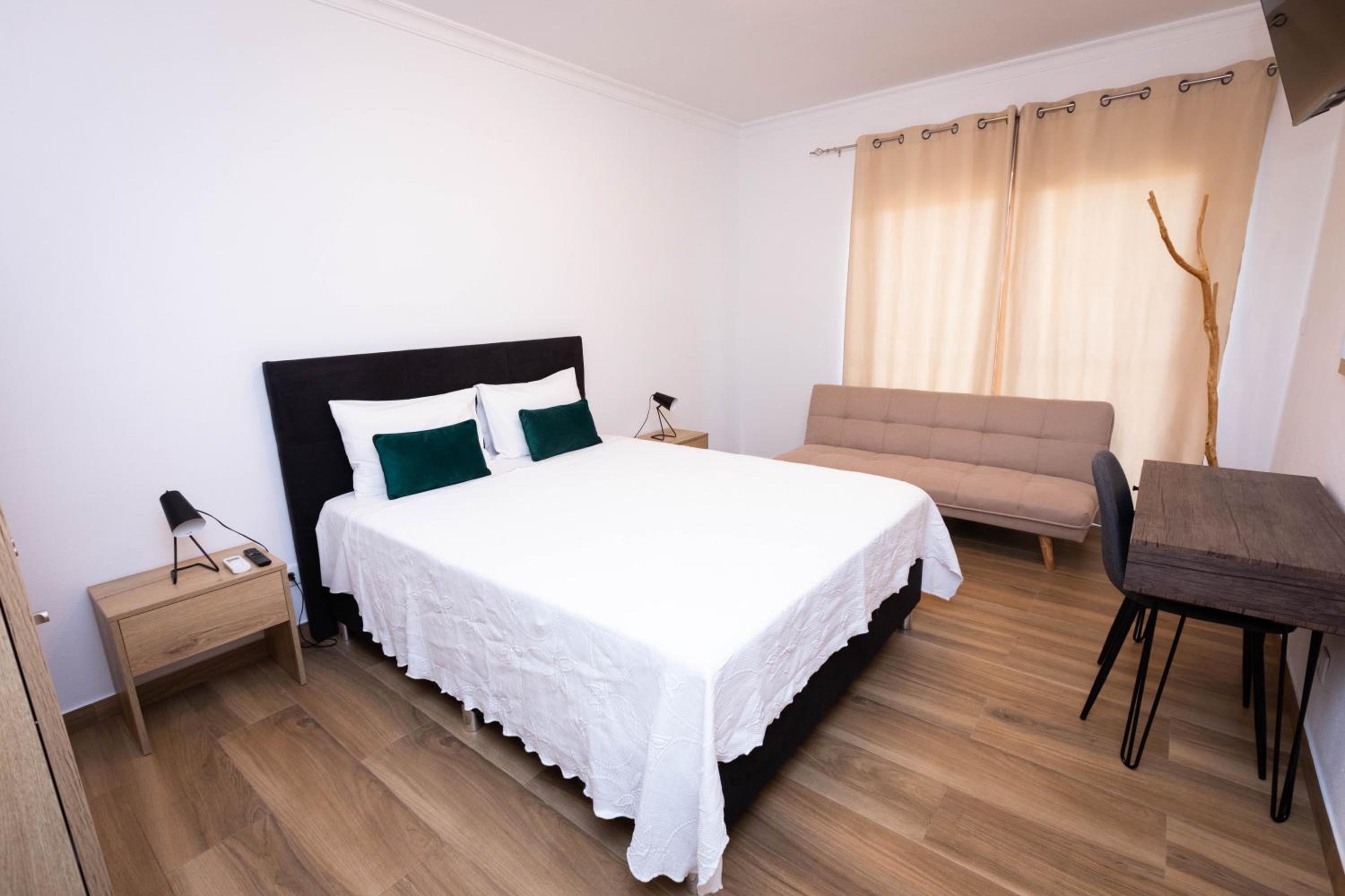 Double Room with Mountain View
