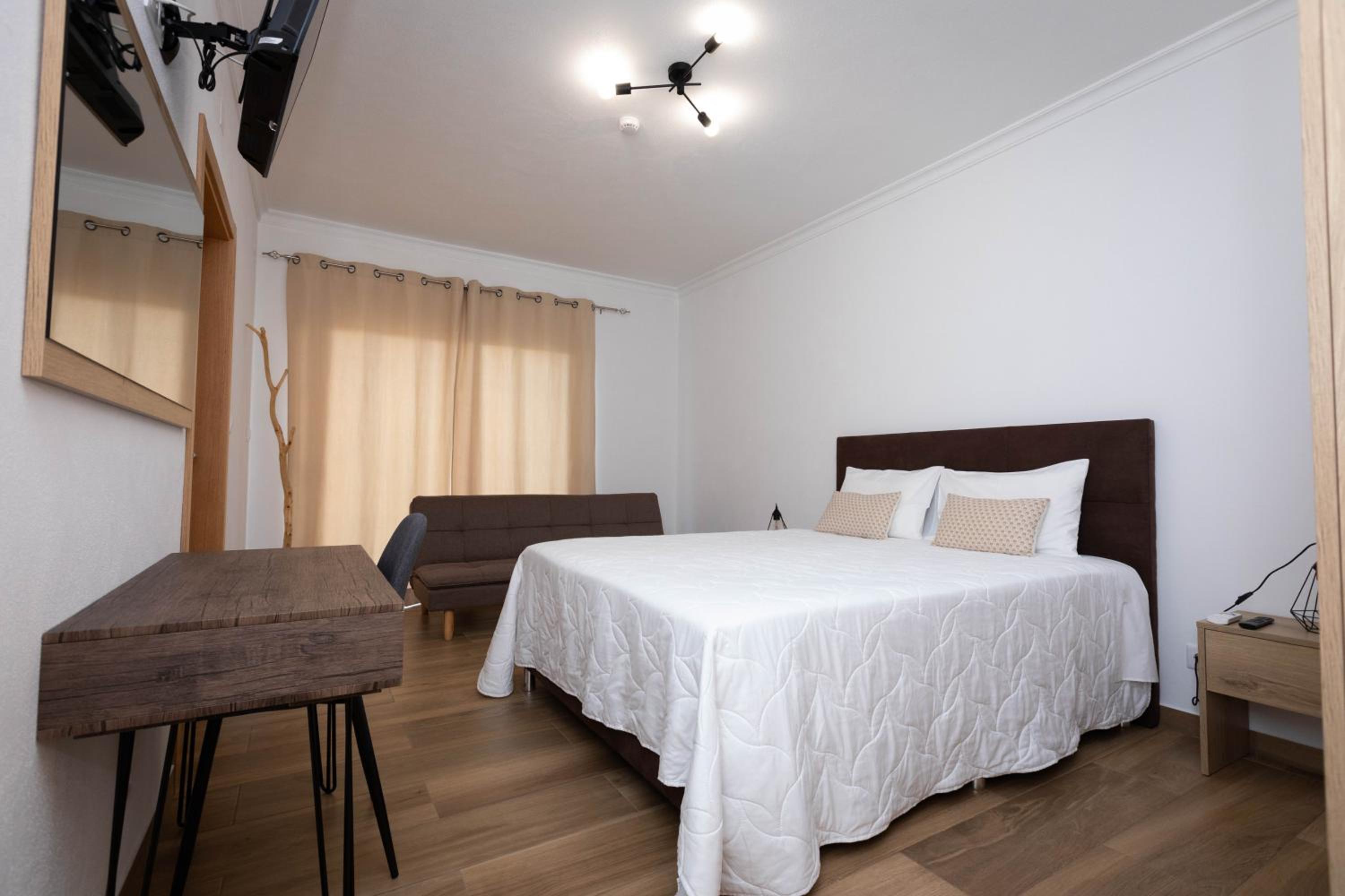 Double Room with Mountain View