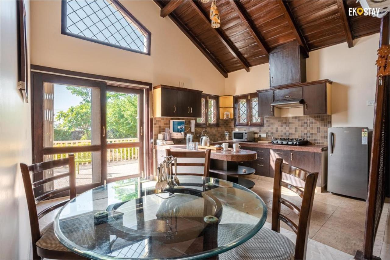 Three-Bedroom Villa photo 2