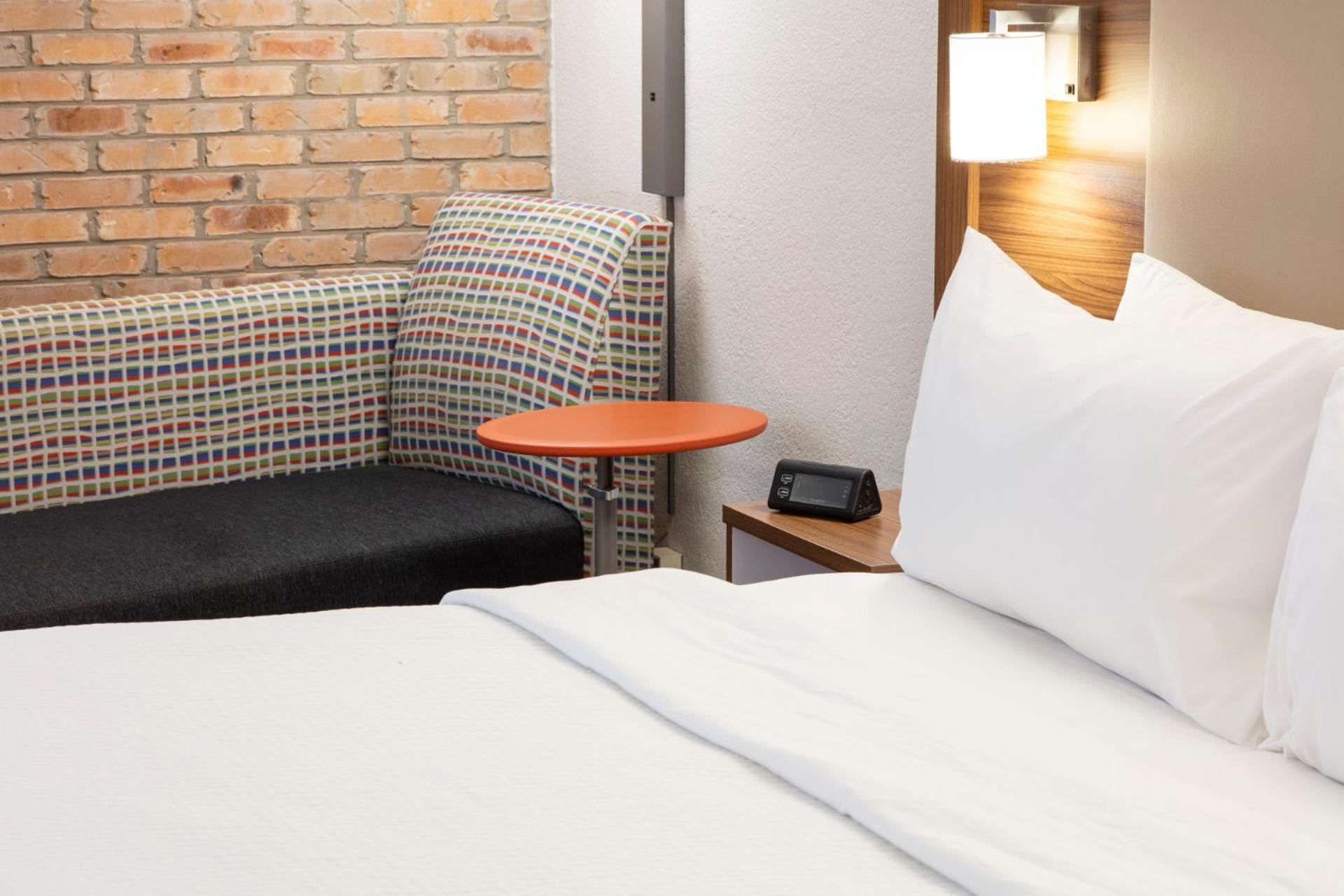 Standard Room - Photo 1