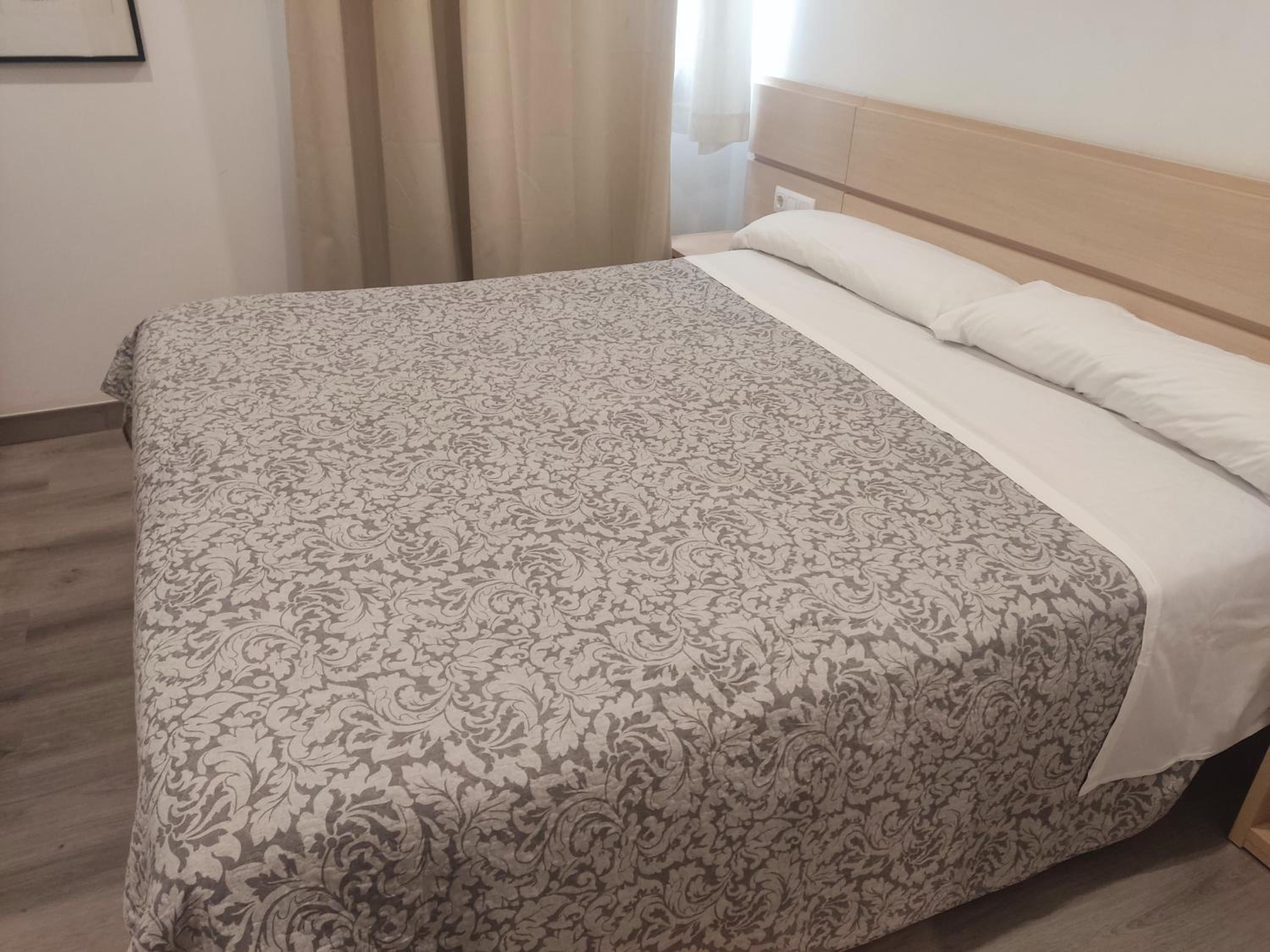 Habitación Familiar (2 Adultos + 2 Niños)