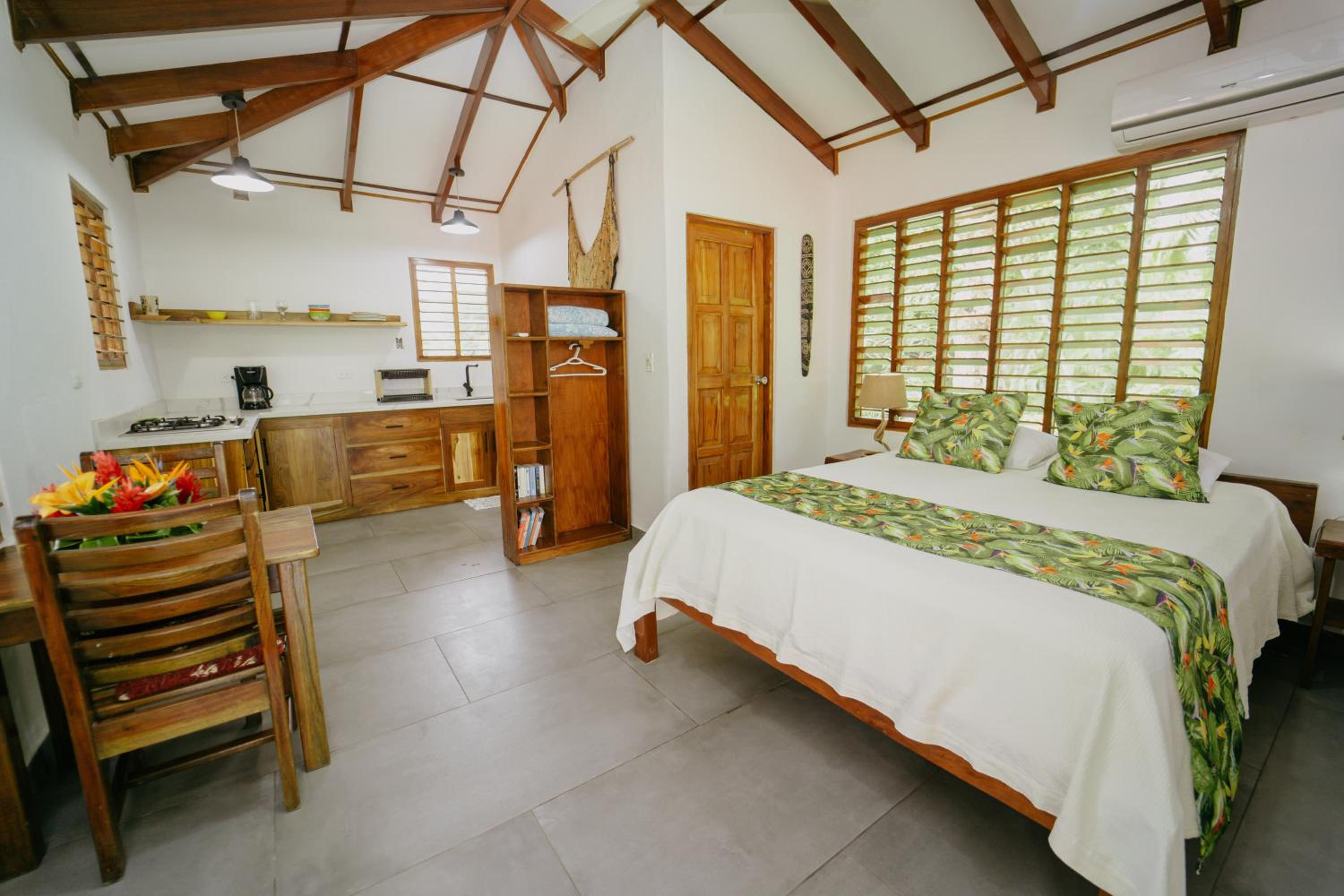 Bungalow - Beach Front photo 2