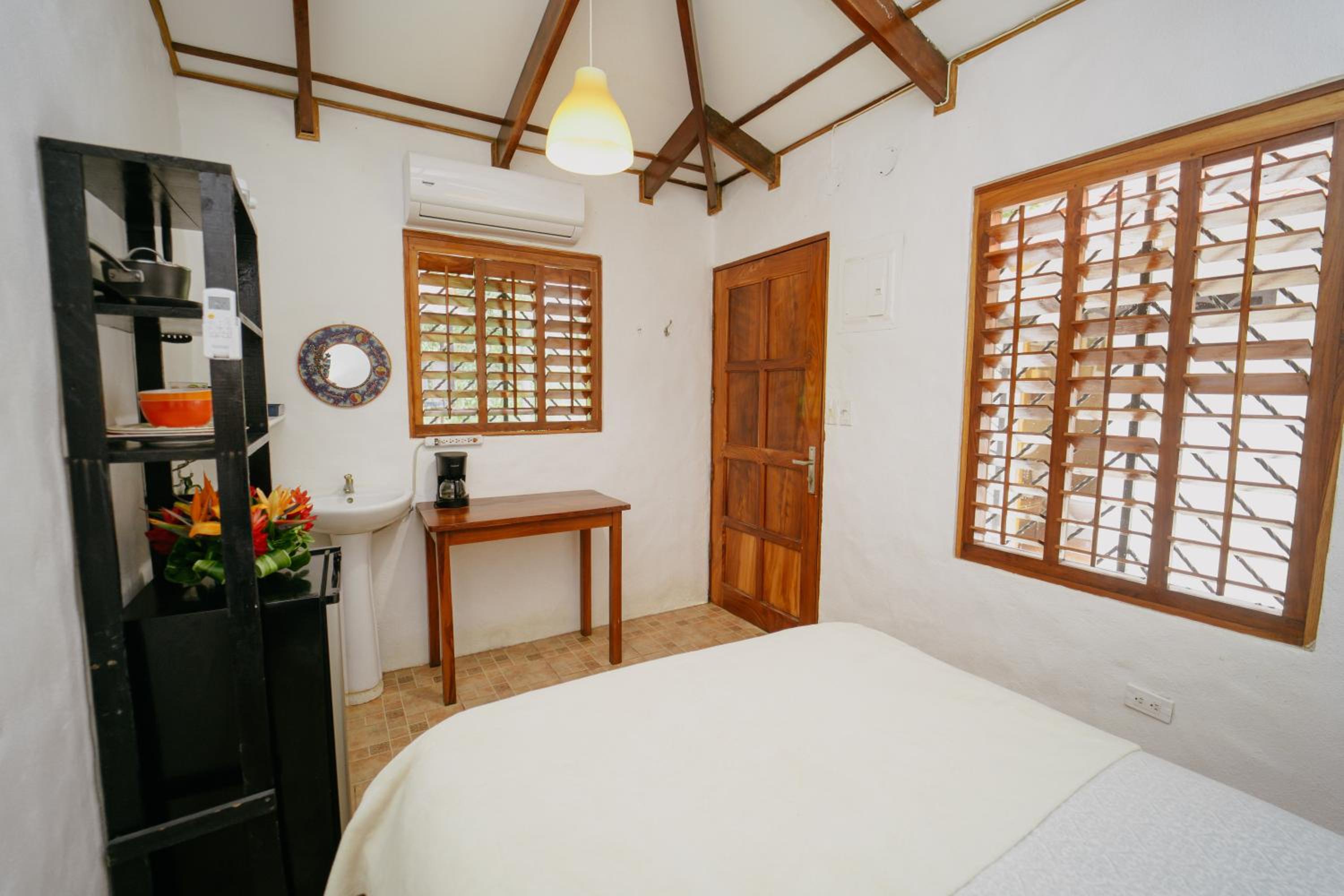 Budget Double Room photo 2