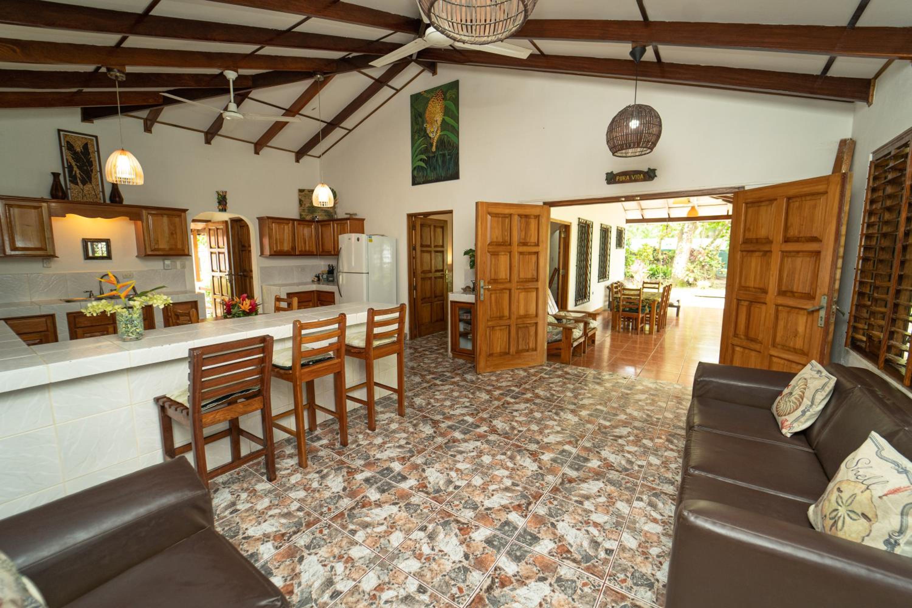 Villa - Beach Front photo 2