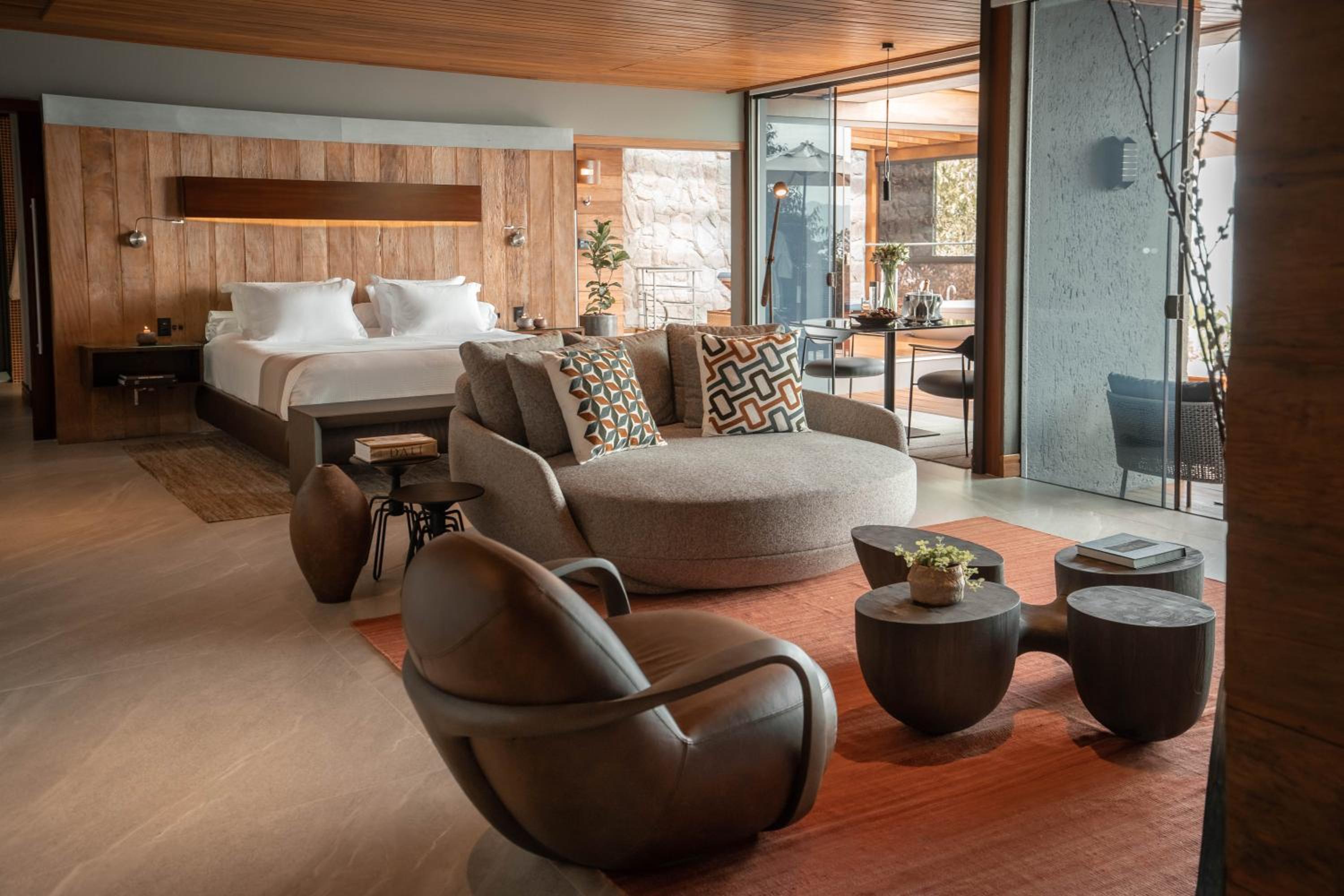 Emerald Bungalow Special