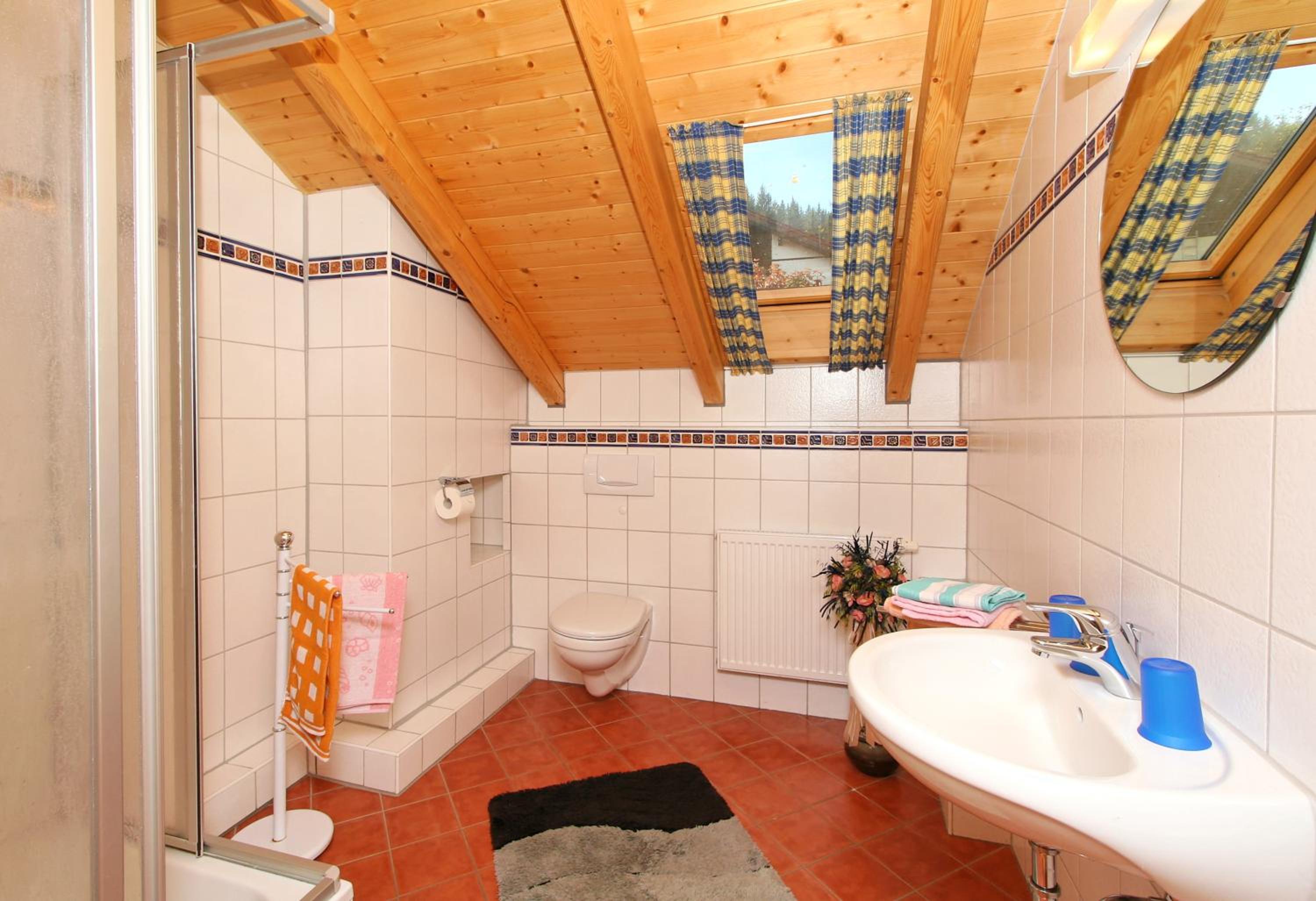Three-Bedroom Vacation Home photo 3