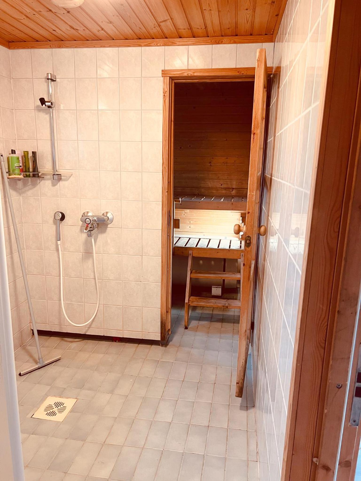 Three-Bedroom Chalet photo 2
