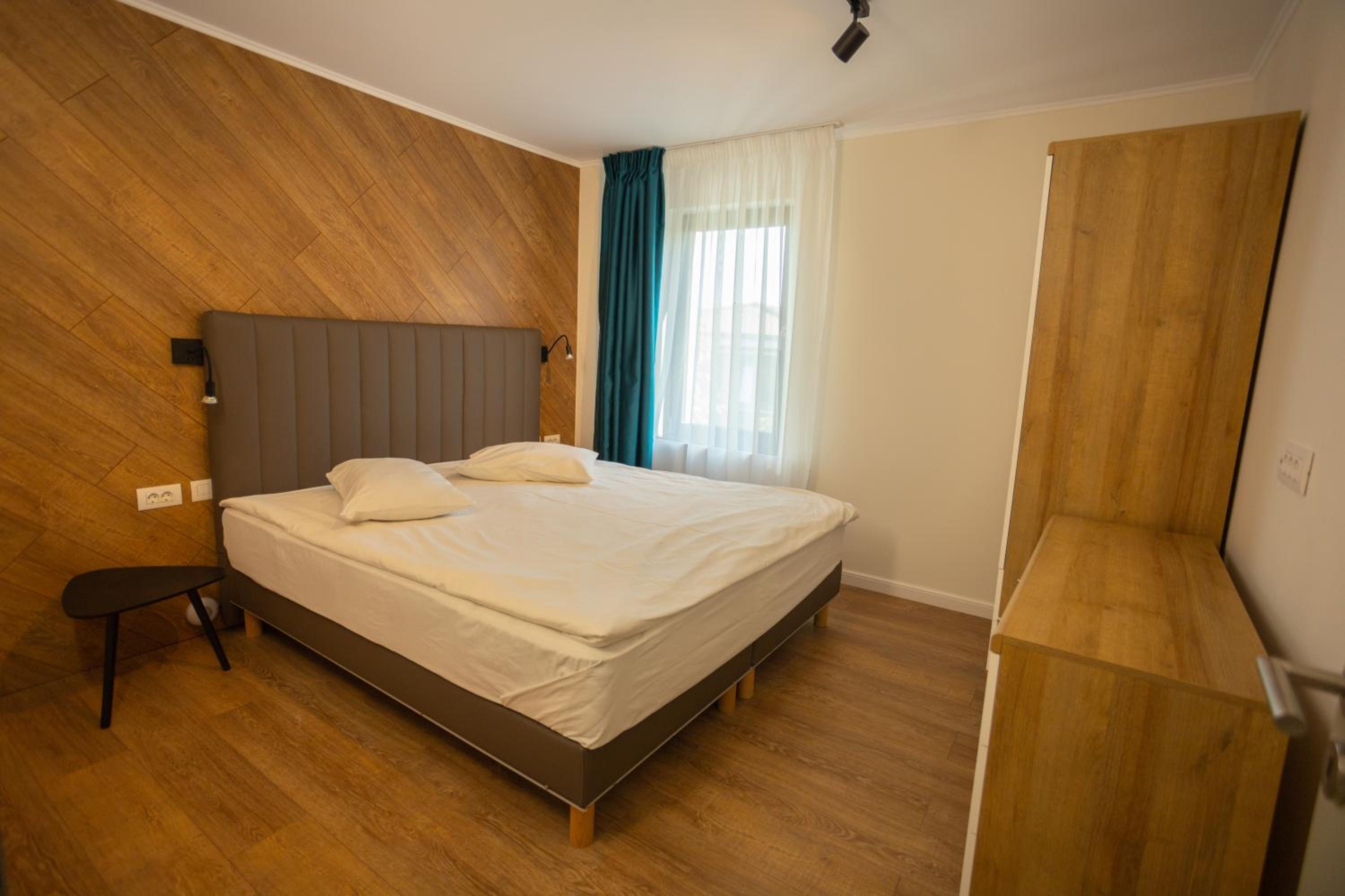 Apartment with Balcony - Photo 1