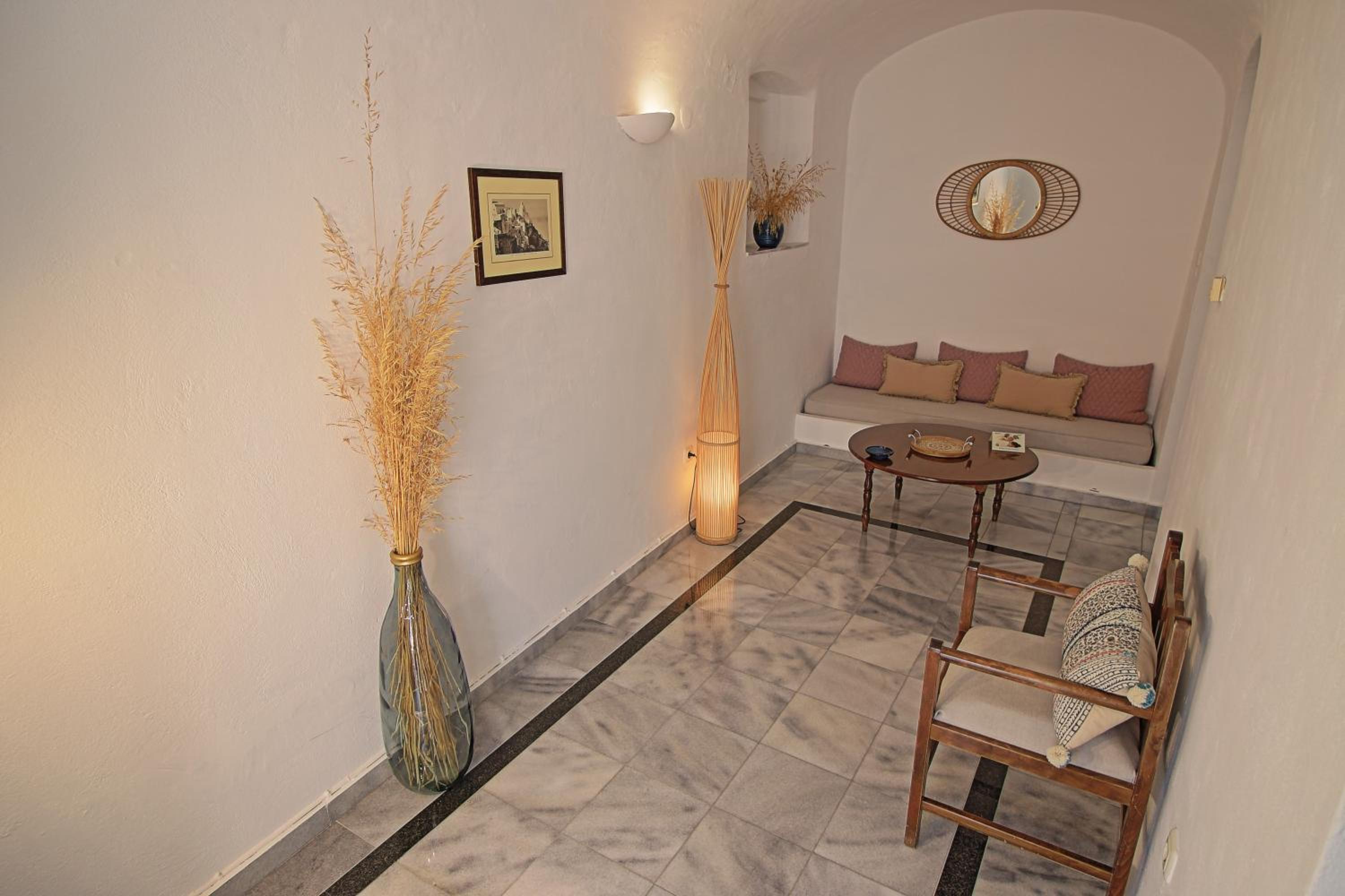 Superior Triple Room - Photo 9